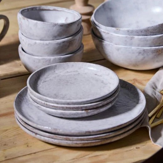 Dishware