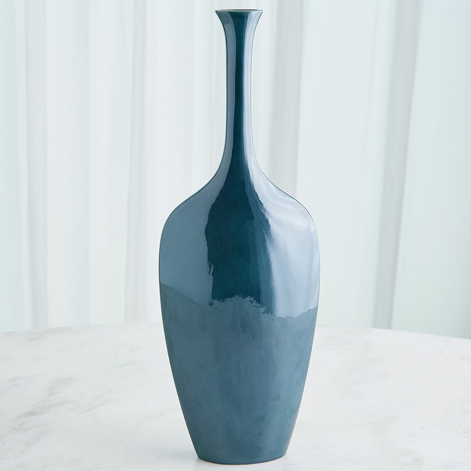 Global Views Silhouette Vase