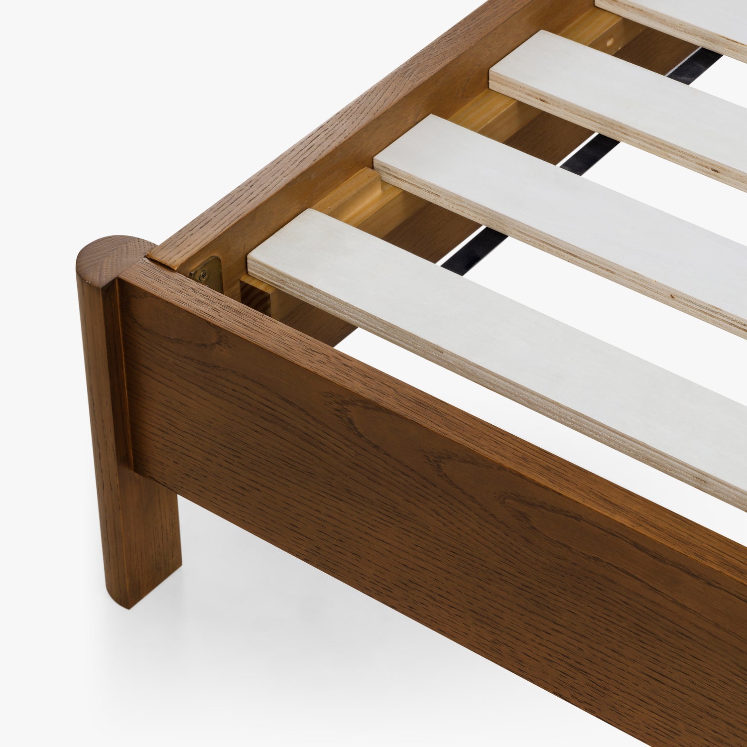 Co. House Designs Cali Oak Walnut Bed
