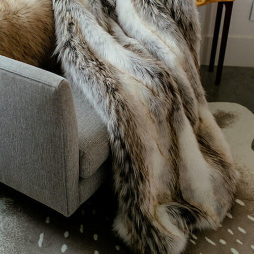 Fabulous Furs Tundra Wolf Faux Fur Throw Blanket