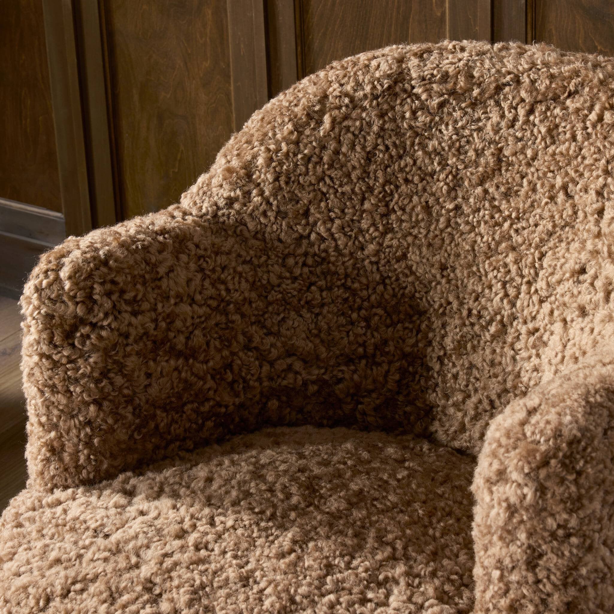 Four Hands Aurora Amber Shearling Swivel Chair - detail 9