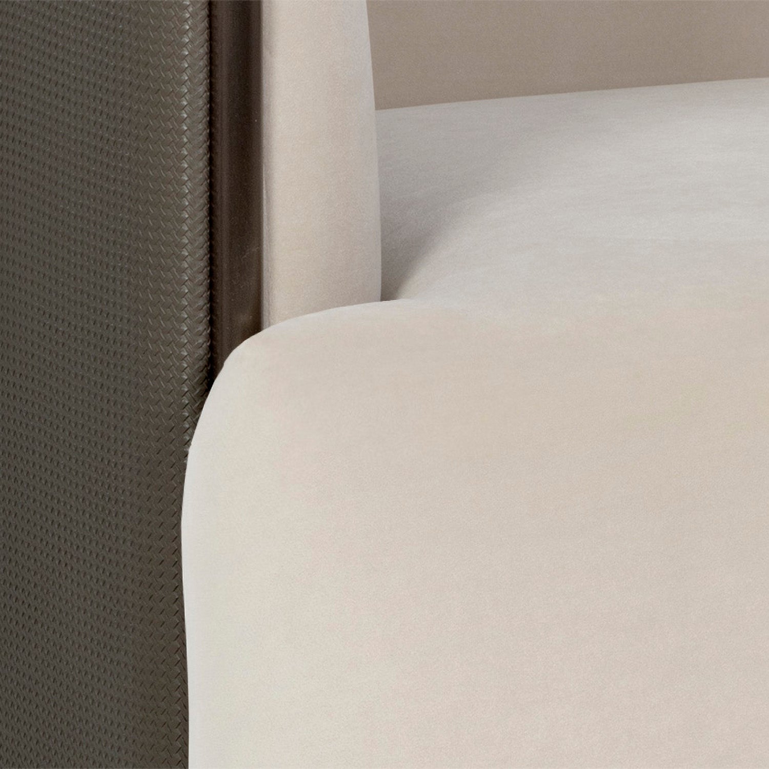 Sunpan Sierra Armchair