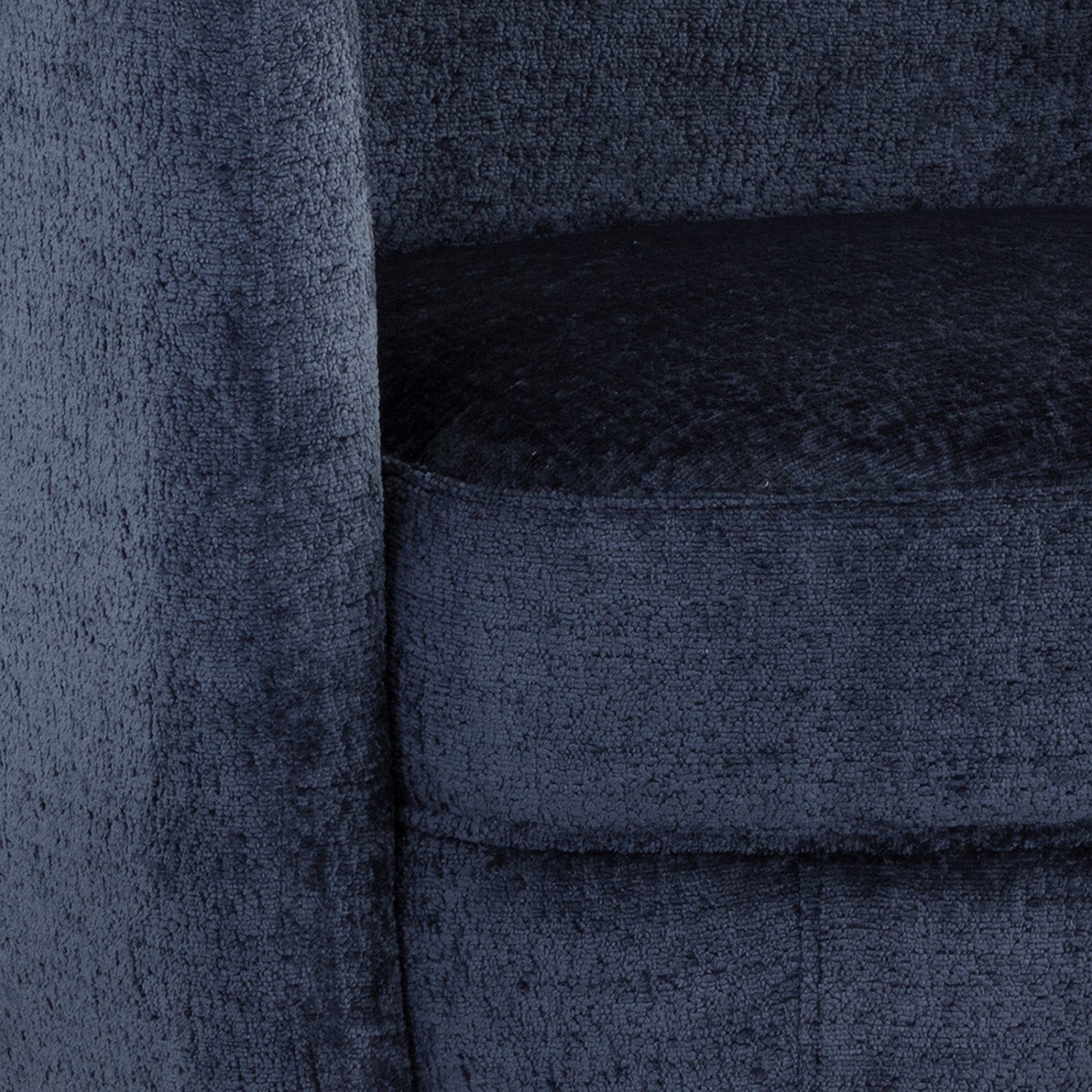 Sunpan Gilley Swivel Lounge Chair