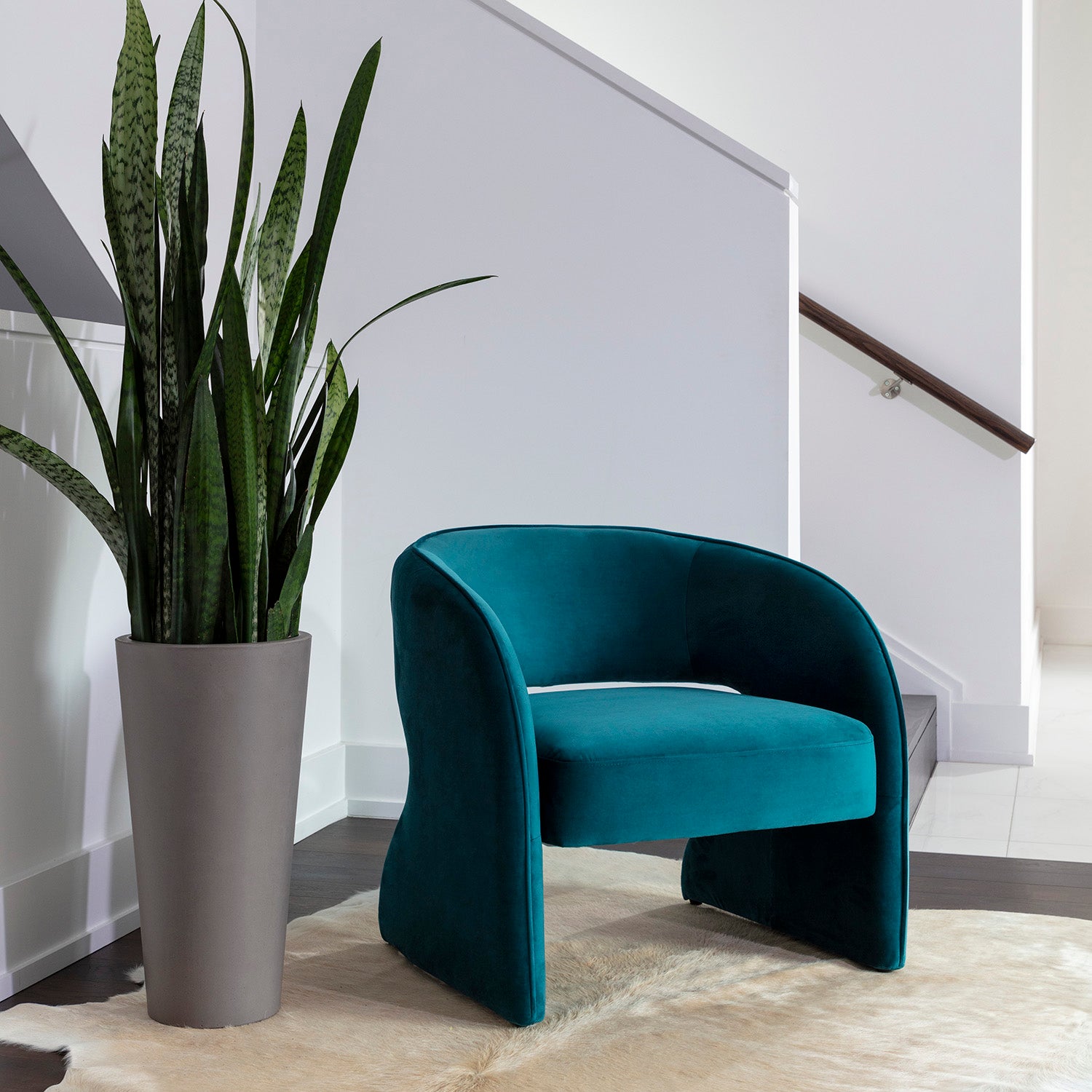 Sunpan Rosalia Lounge Chair