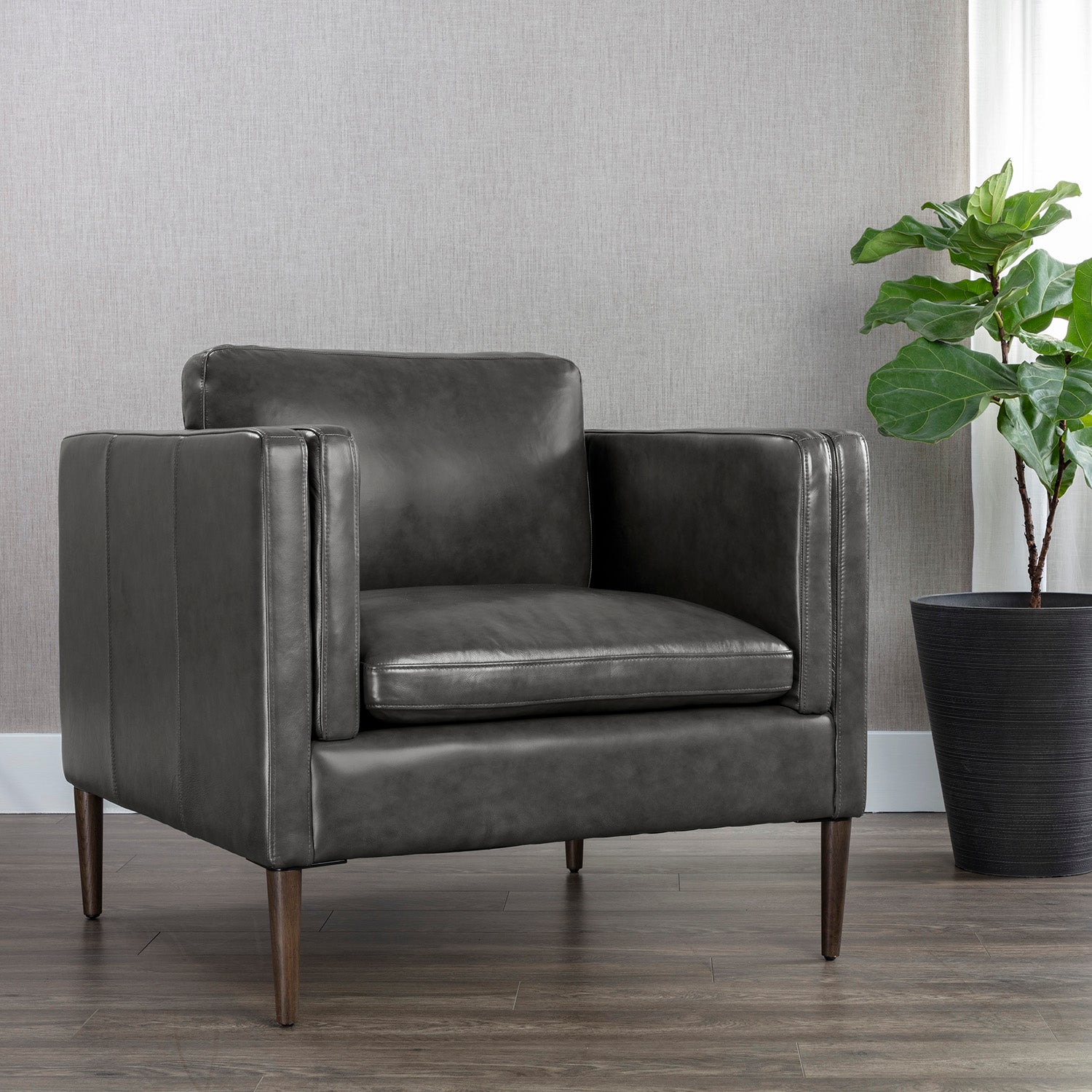 Sunpan Richmond Armchair