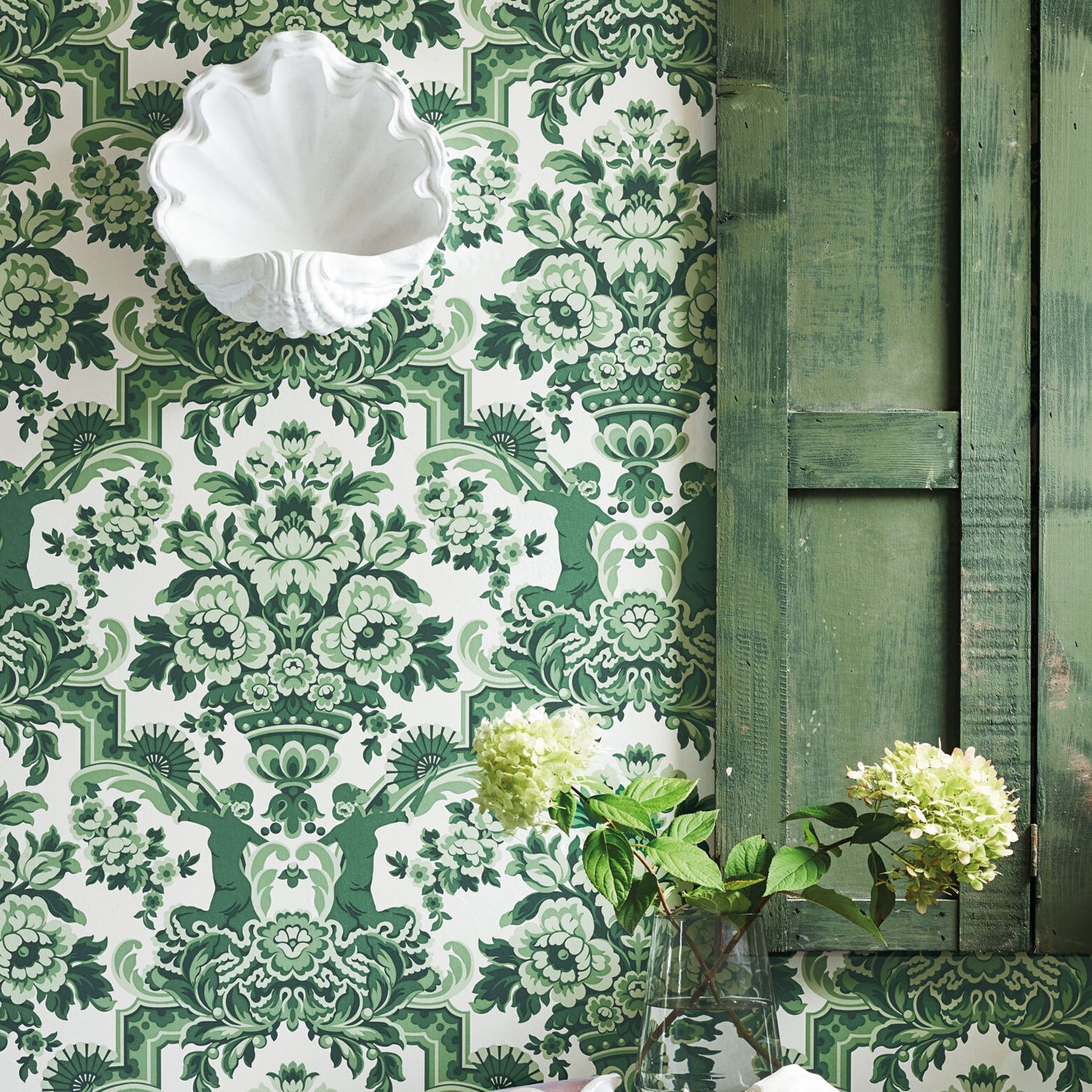 Cole & Son Seville Lola Wallpaper