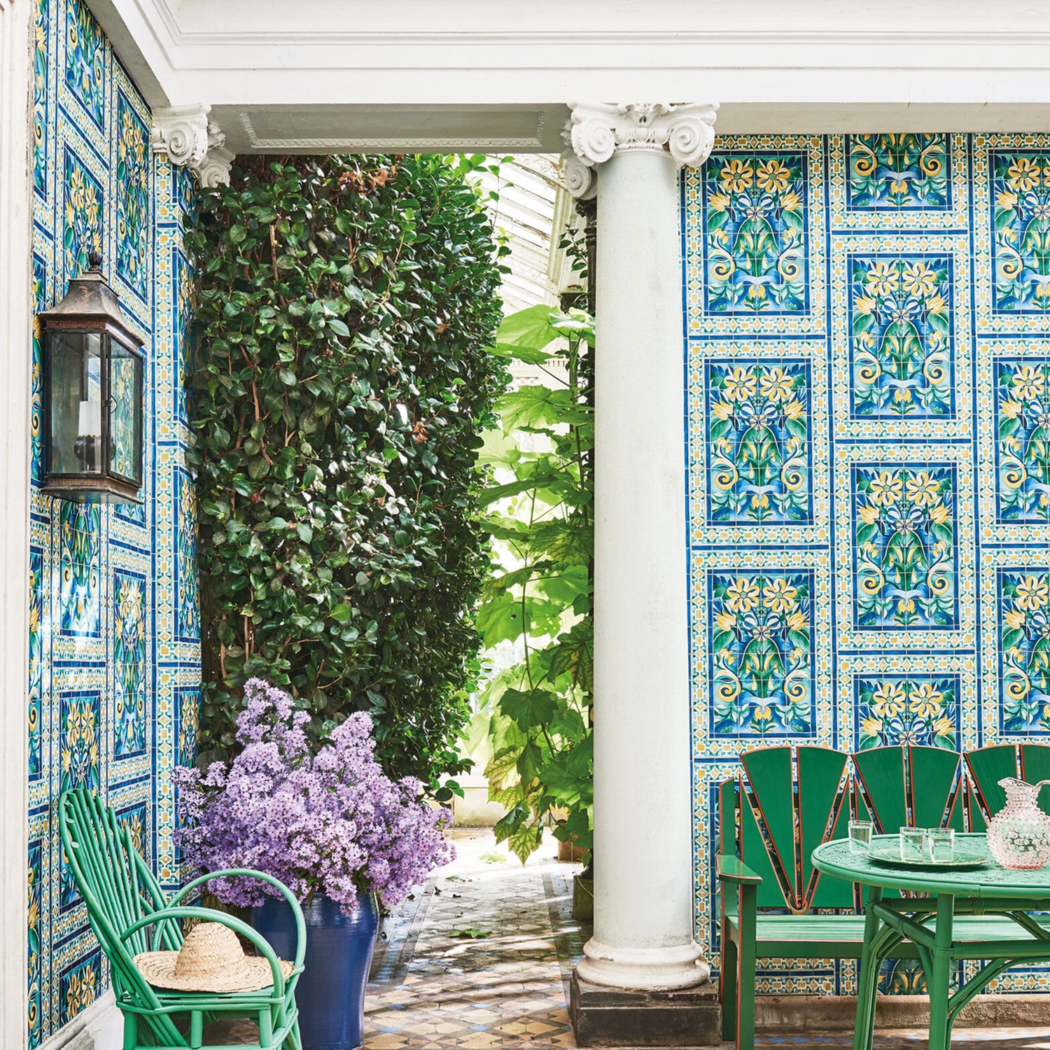 Cole & Son Seville Triana Wallpaper