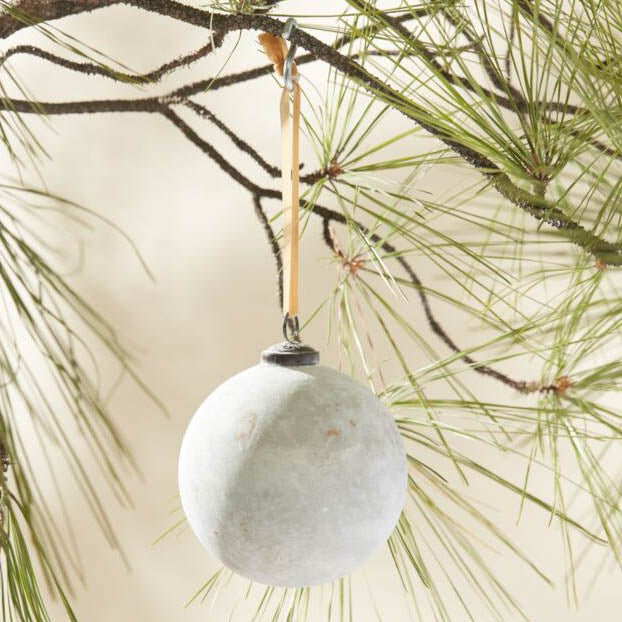 Luna Off-White Ornament Set of 6