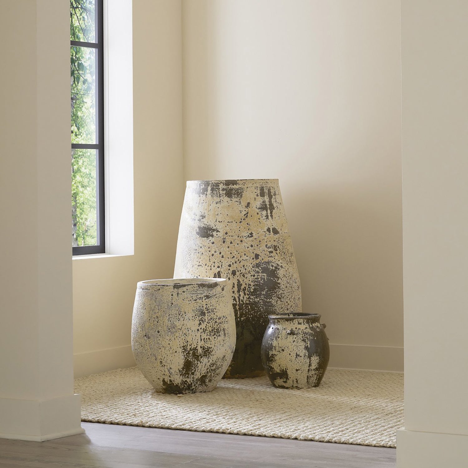 Currey & Co Sicilia Antique Planter