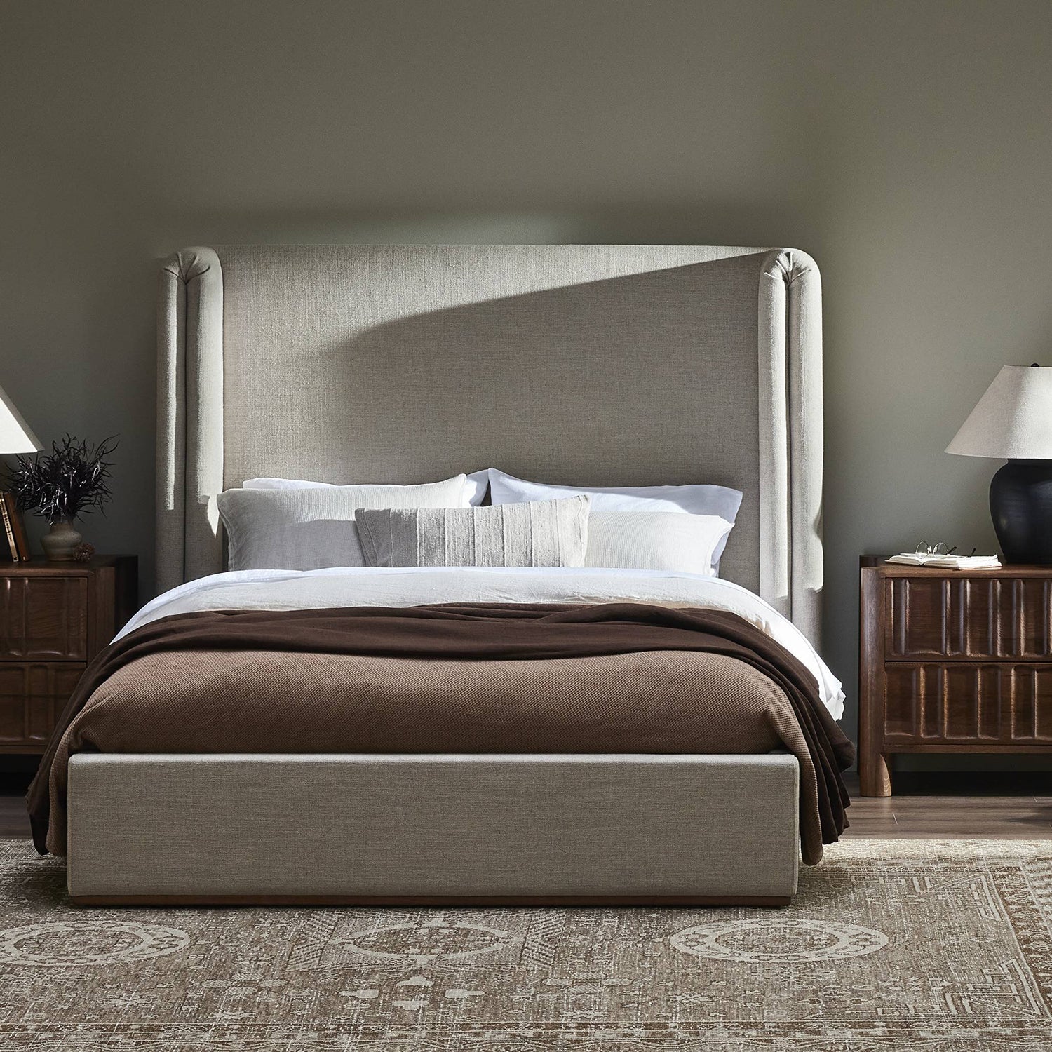 Four Hands Octavia Bed in Queen - Final Sale