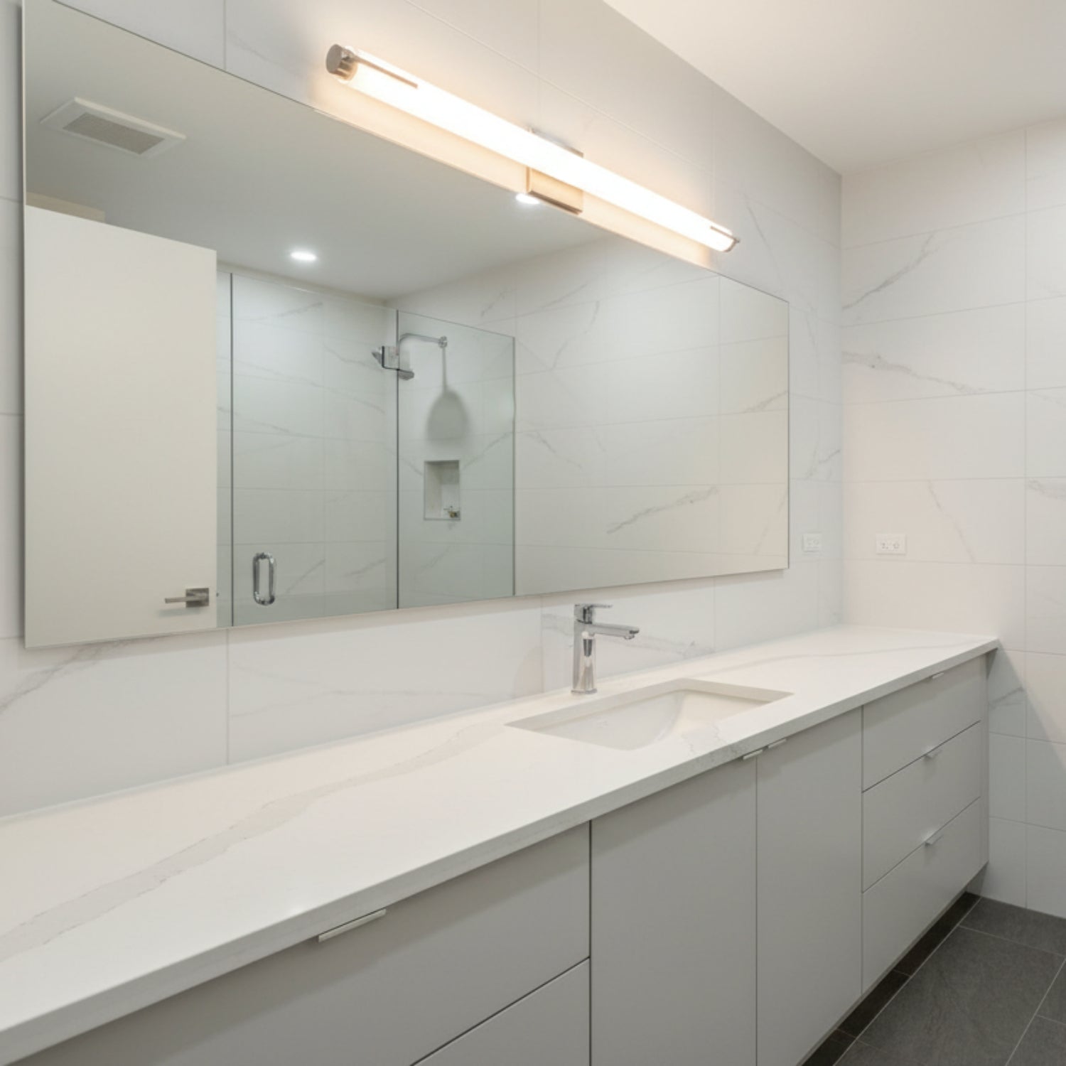 Sonneman Tubo Slim Led Satin Nickel 2432.13-ST Bath And Vanity Light