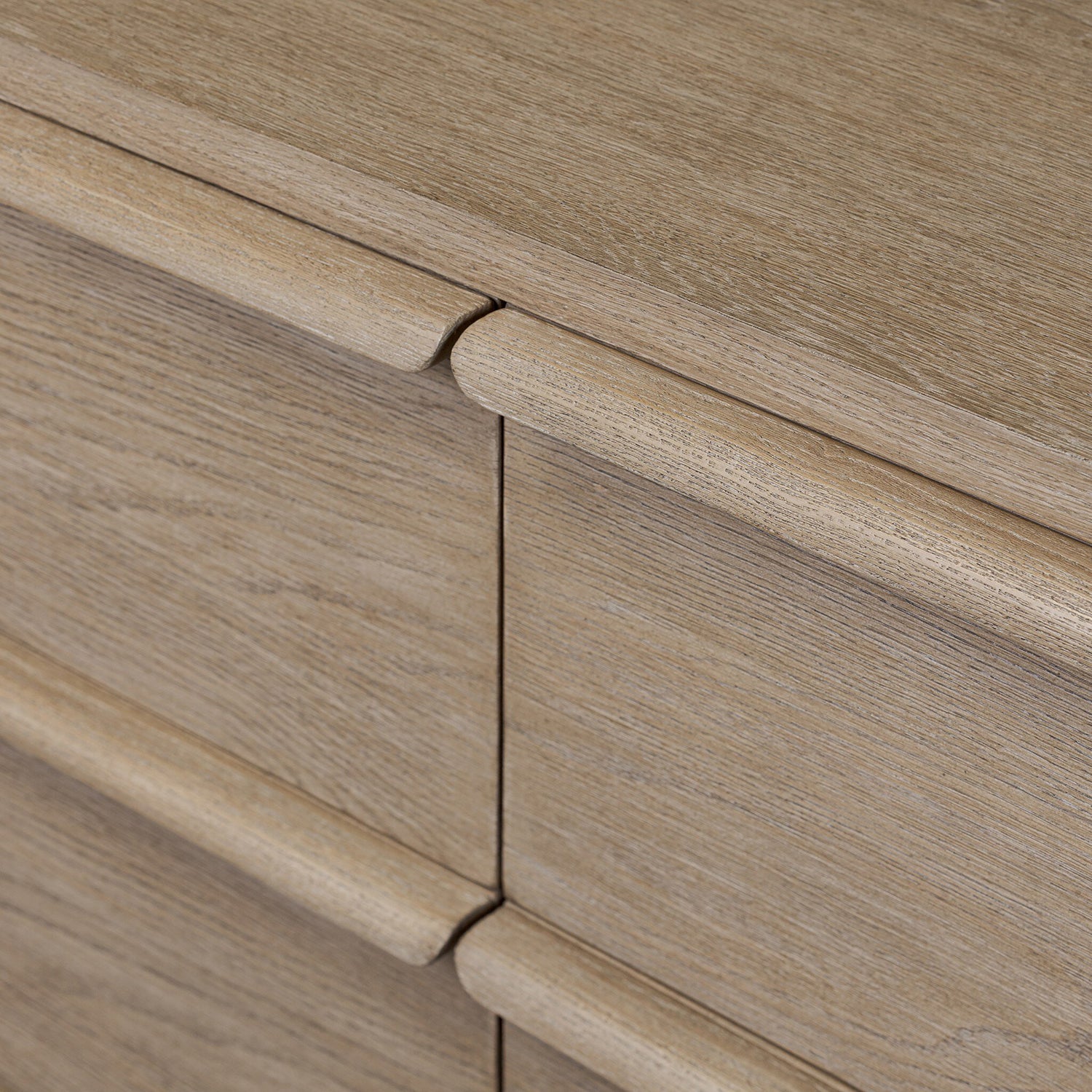 Four Hands Primrose 6 Drawer Dresser