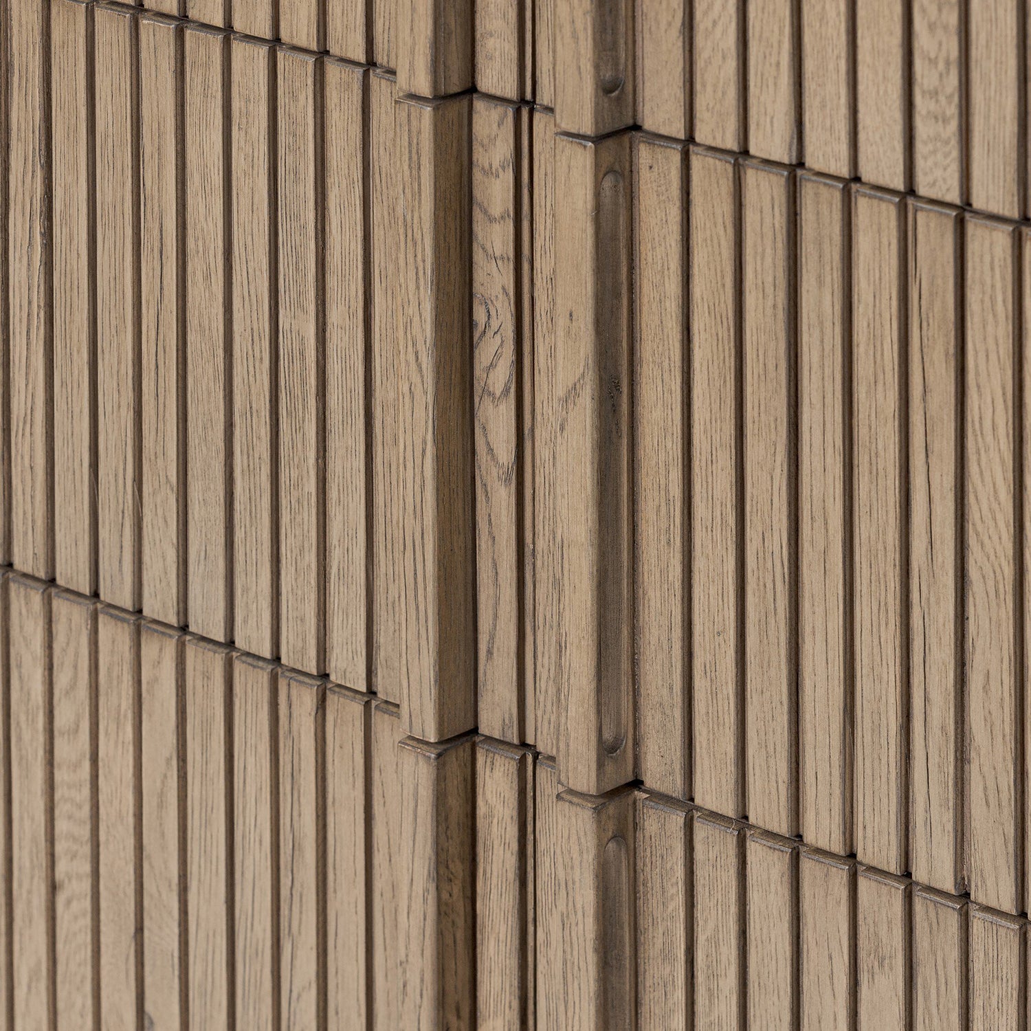 Four Hands Leo 8 Drawer Dresser