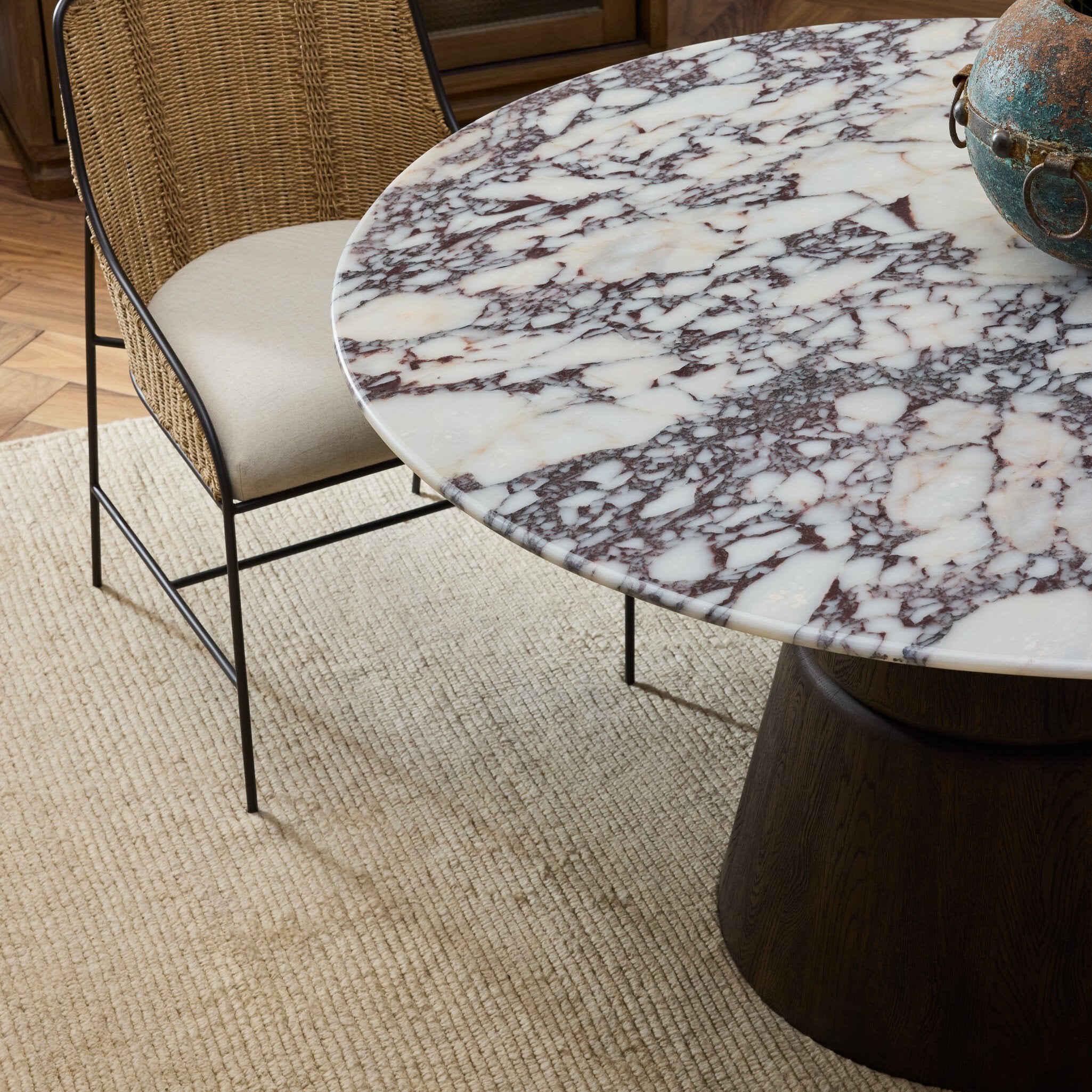 Four Hands Lino Calacatta Viola Marble Dining Table texture close-up