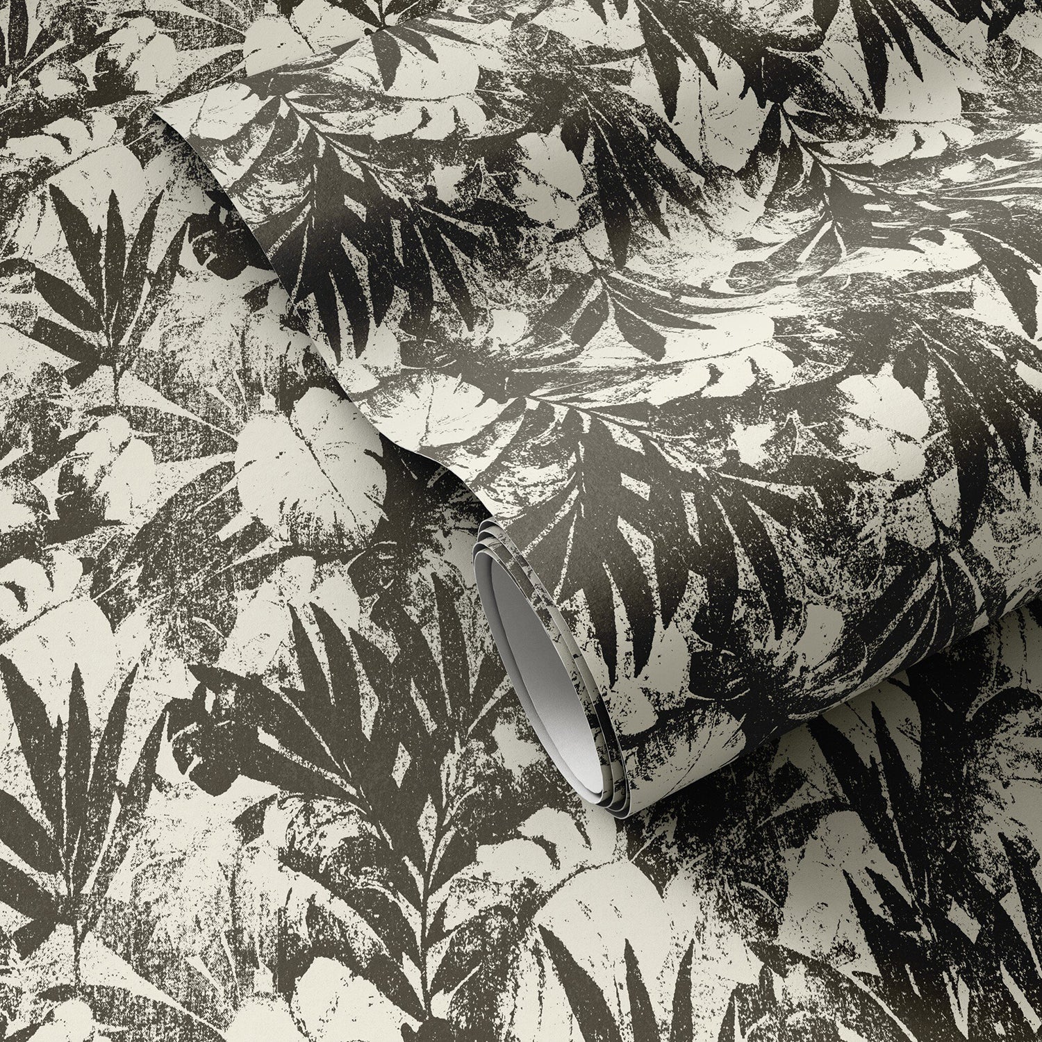 Getty Images x Four Hands Tropic Paradise Olive II Wallpaper