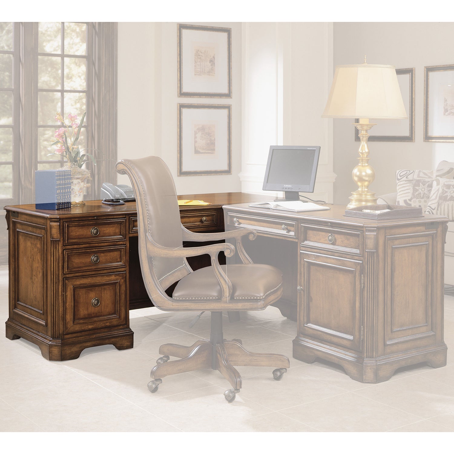 Hooker Furniture Brookhaven Executive L Right Return Desk