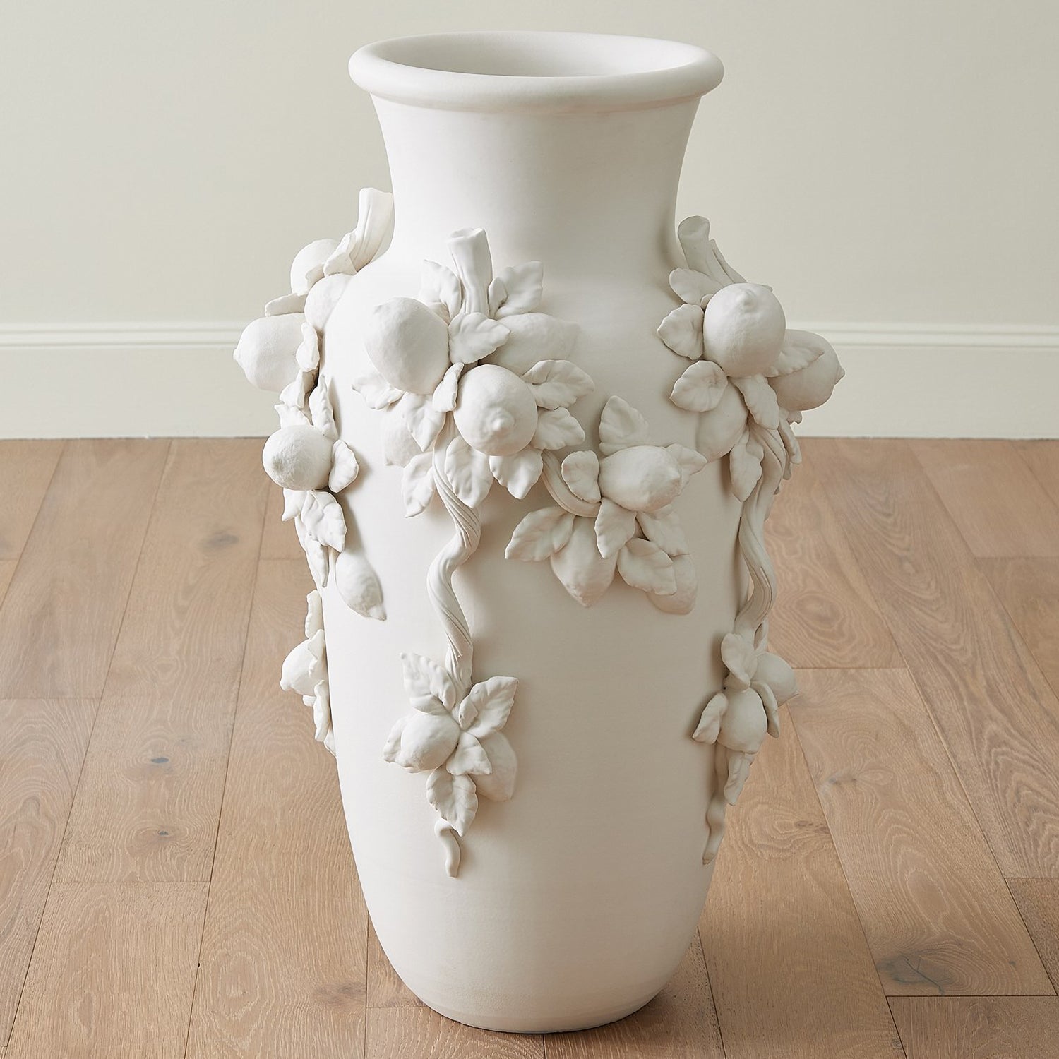 Global Views Villa Limone Urn