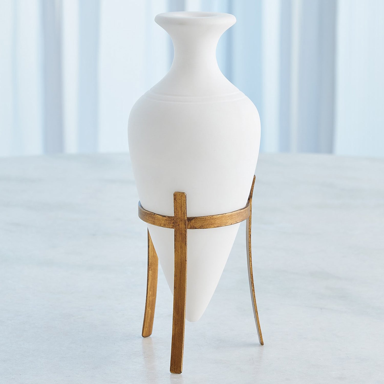 Global Views Amphora Alabaster Vase