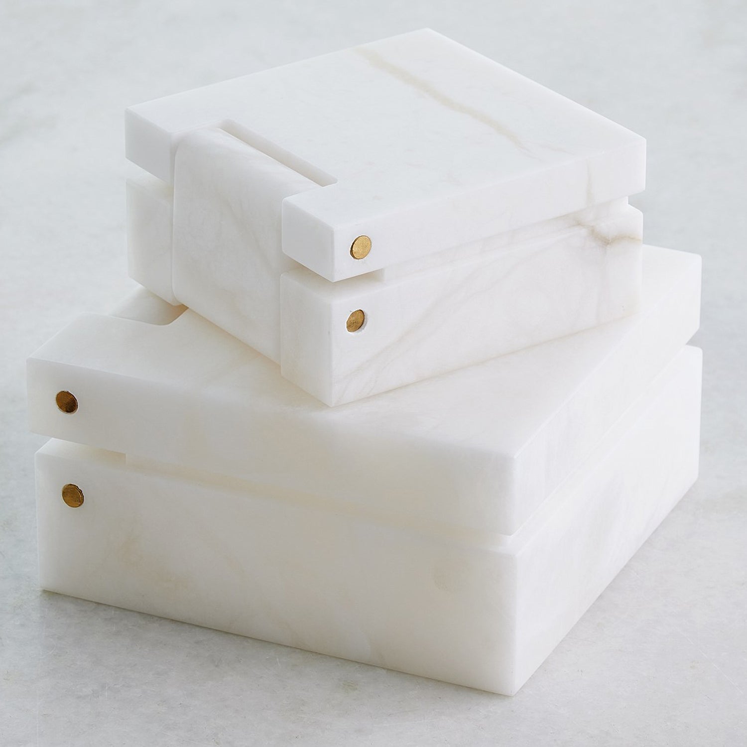 Global Views Hinged Alabaster Box