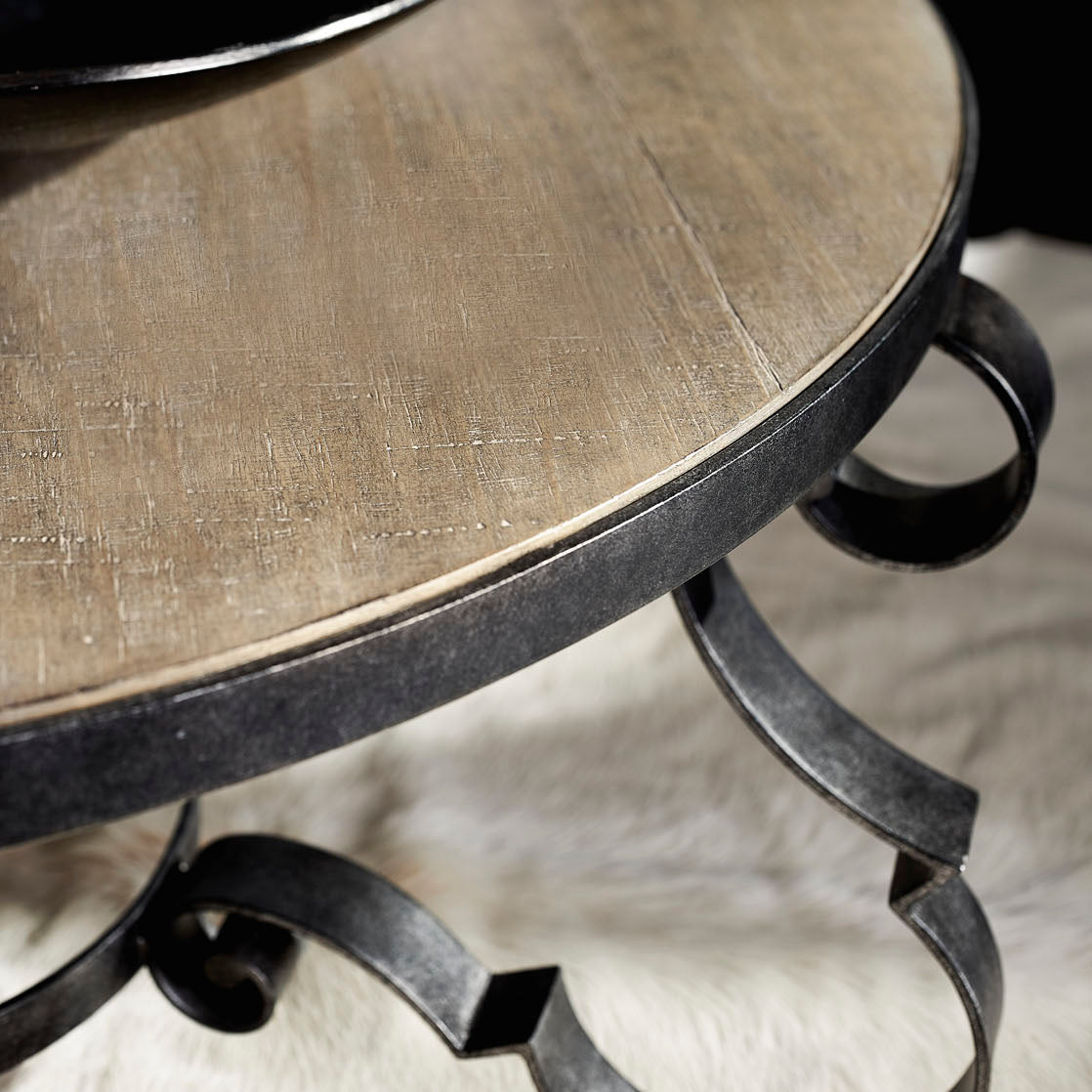 Bernhardt Villa Toscana Round Cocktail Table