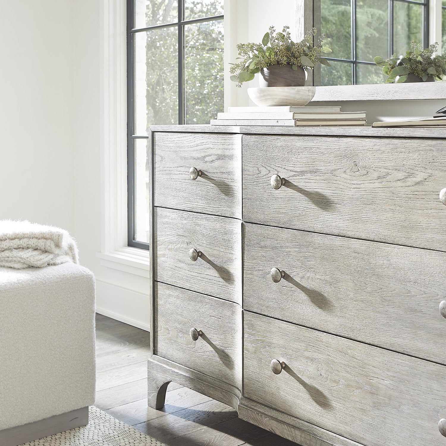 Bernhardt Albion Dresser