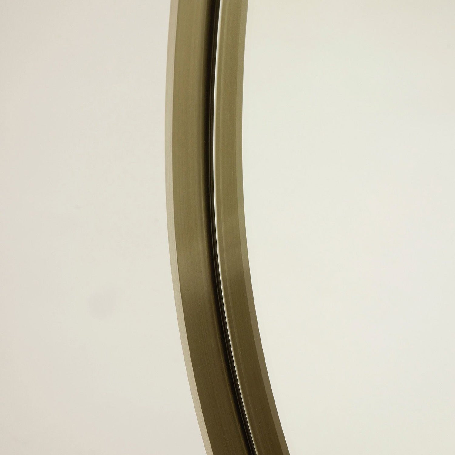 Interlude Home Aalina Round Mirror