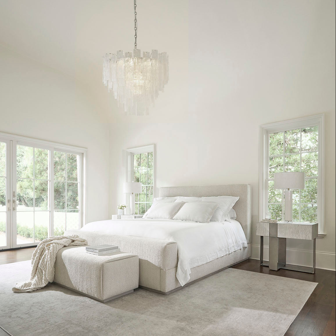 Bernhardt Tempo Bench