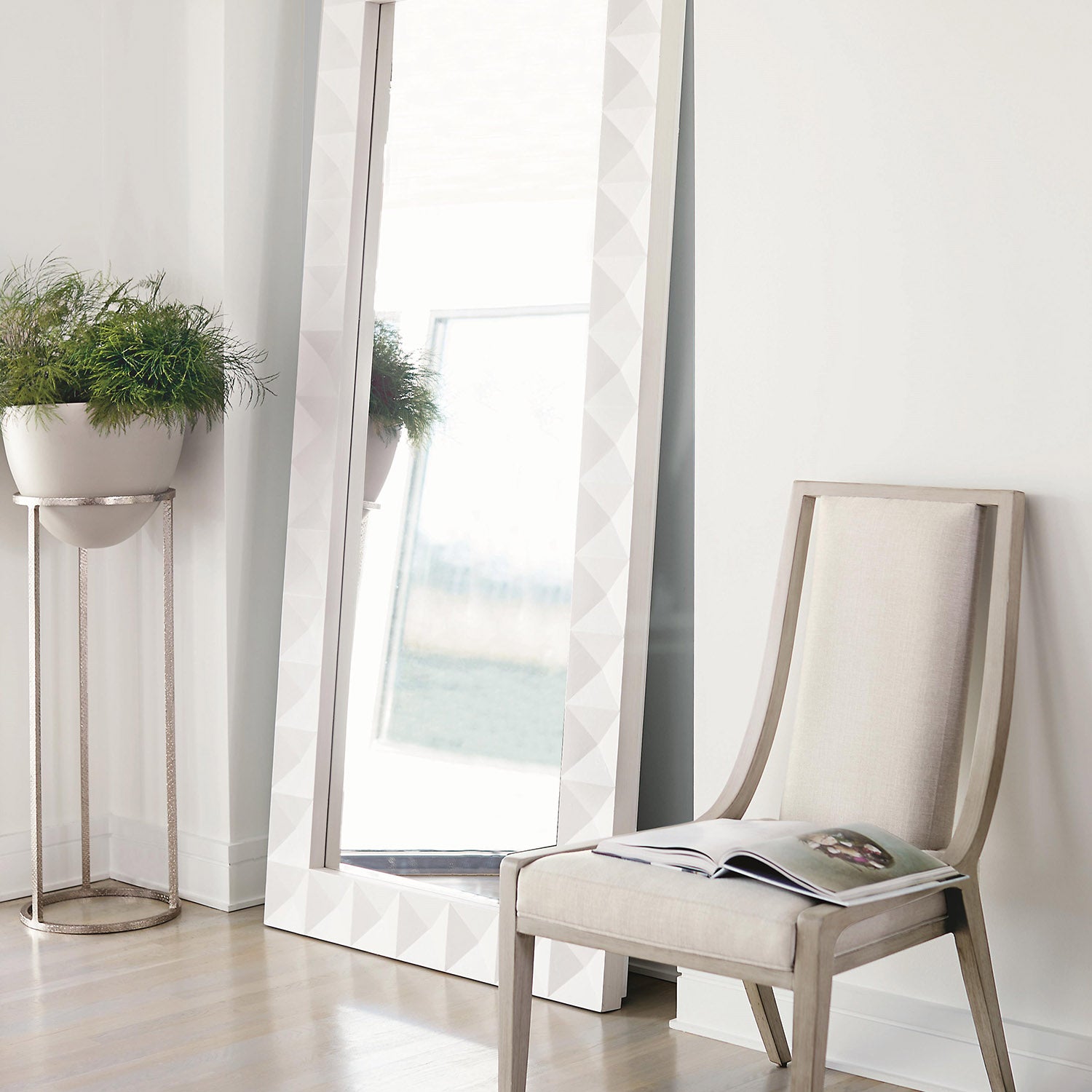 Bernhardt Axiom Curved Side Chair