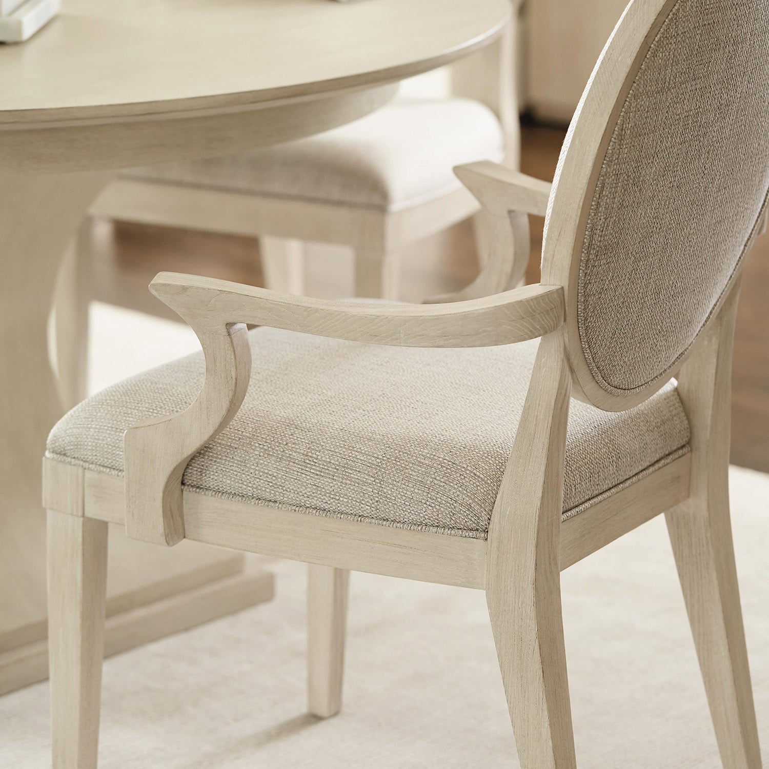 Bernhardt East Hampton Oval Back Arm Chair