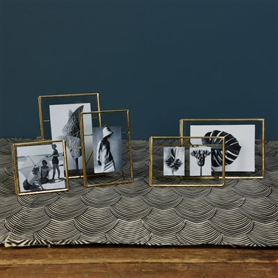 Monroe Easel Photo Frame