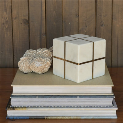 Aperture Accent Cube