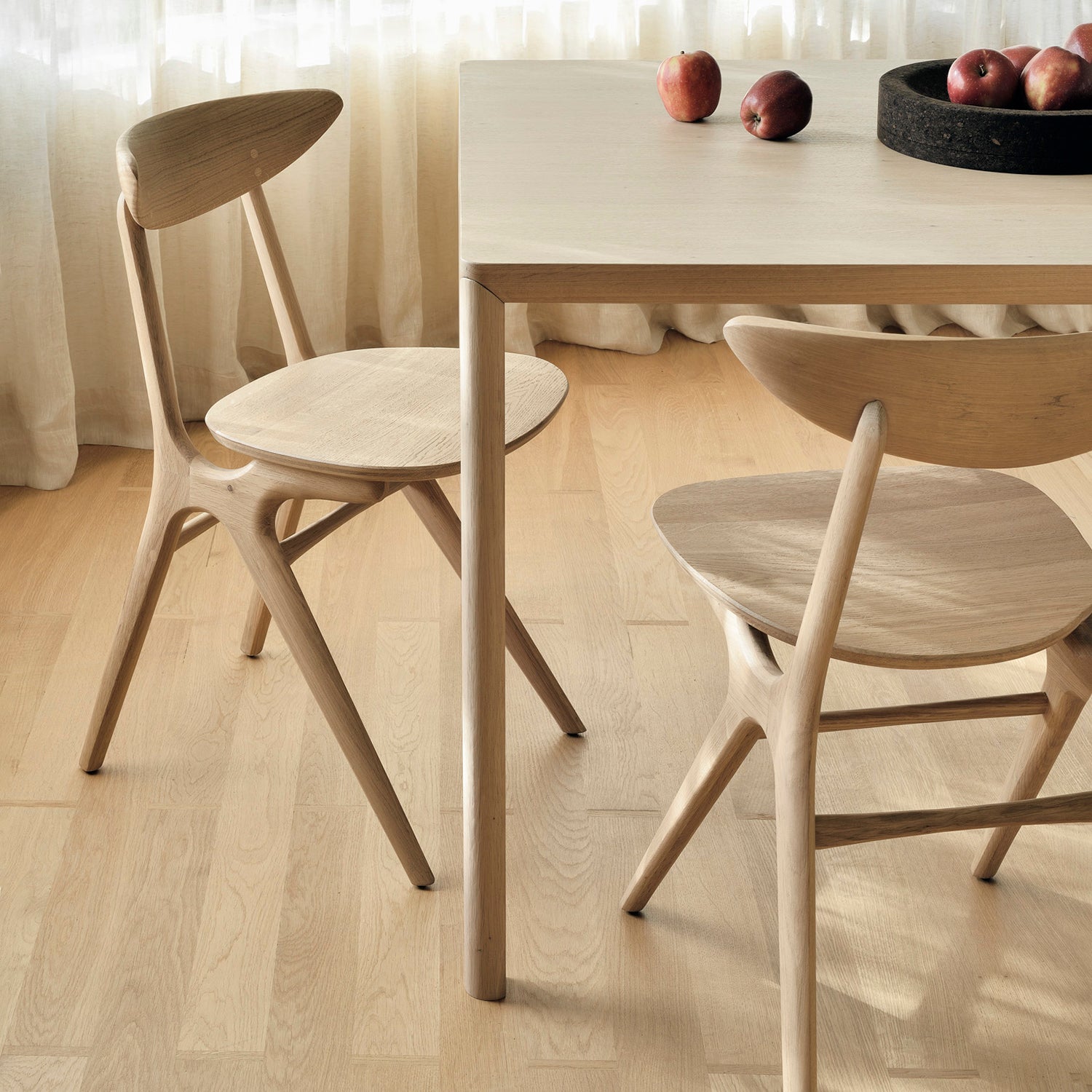 Ethnicraft Air Dining Table