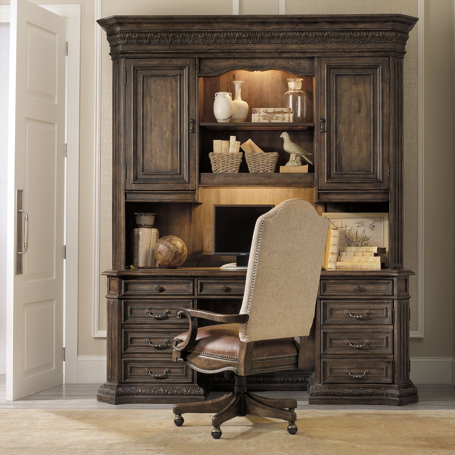 Hooker Furniture Rhapsody Tilt Swivel Chair