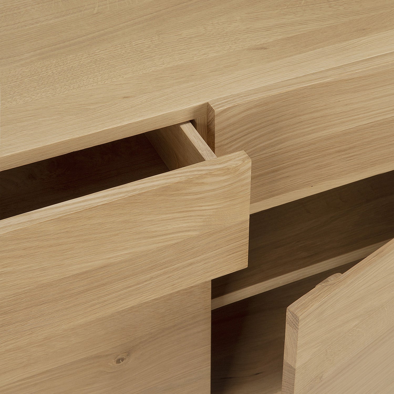 Ethnicraft Ligna Sideboard