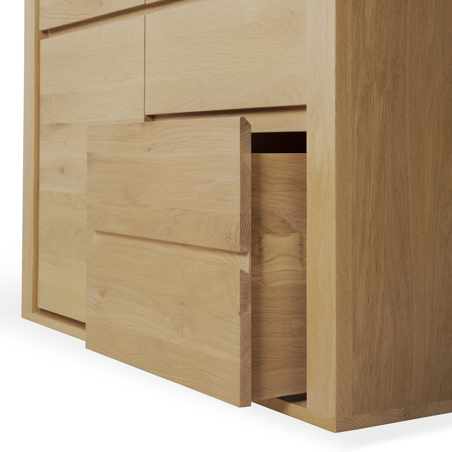 Ethnicraft Shadow Dresser