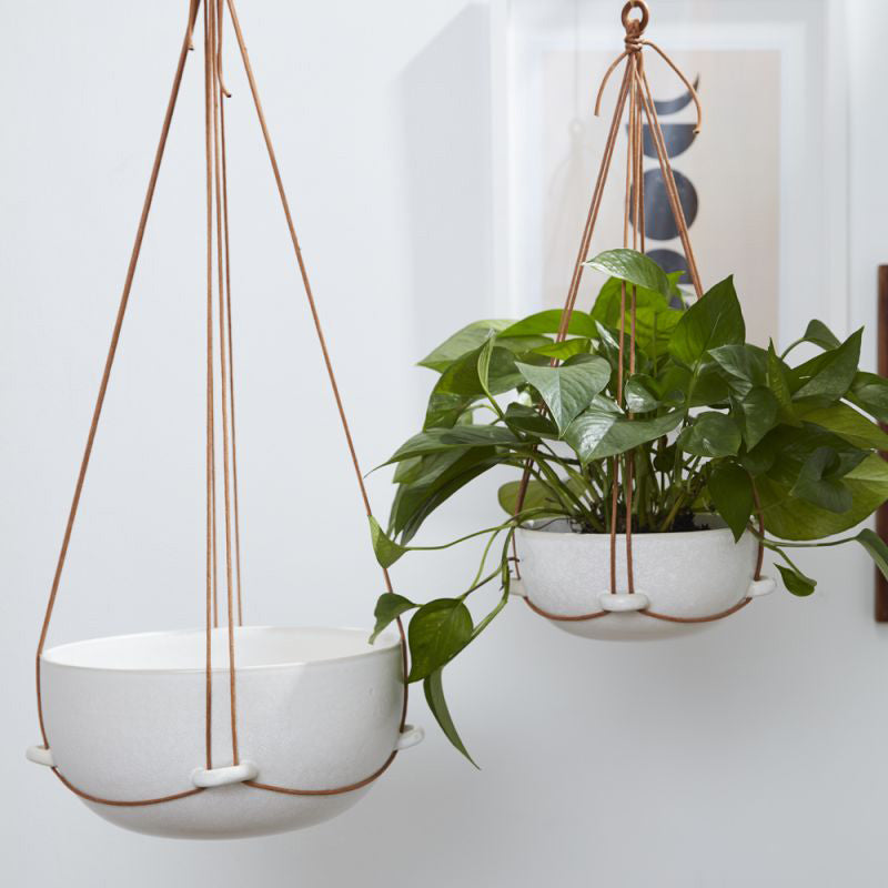 Redondo Hanging Pot