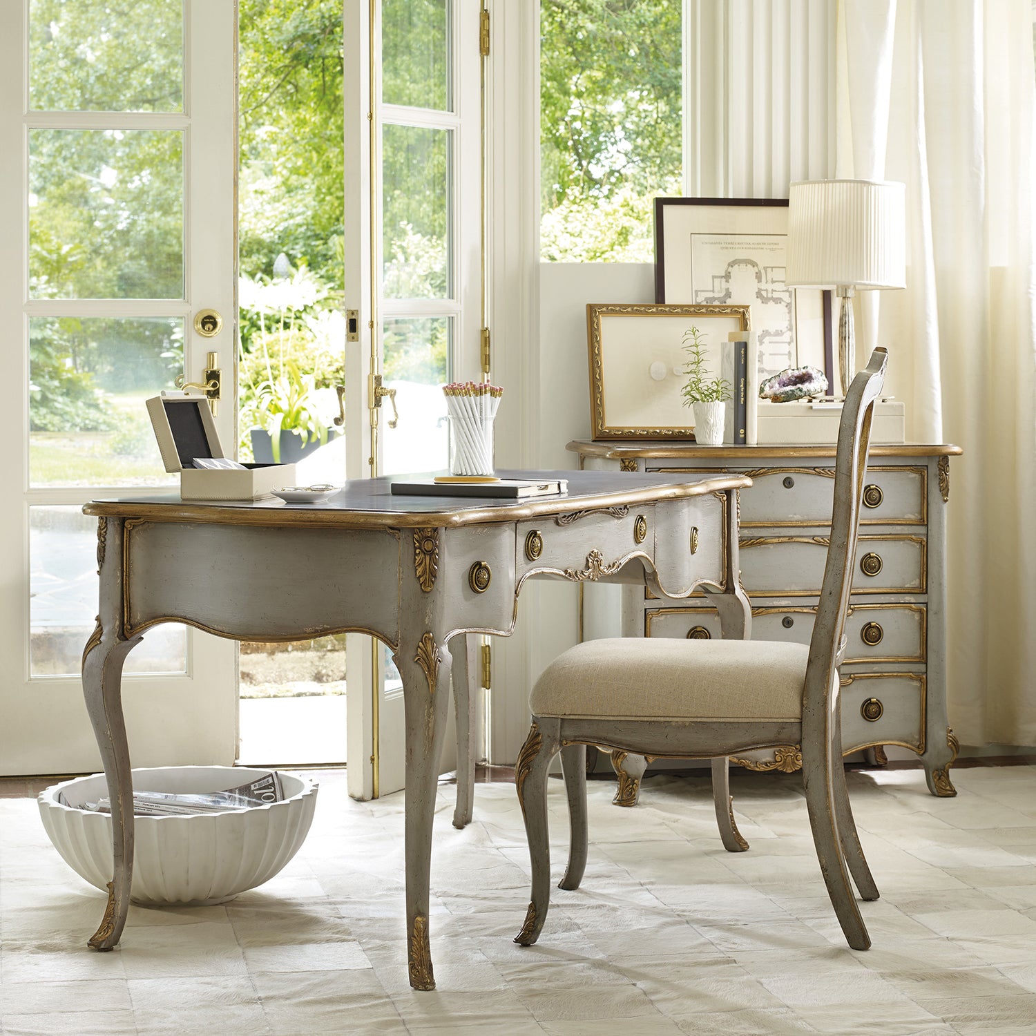 Hooker Furniture 54in Writing Desk