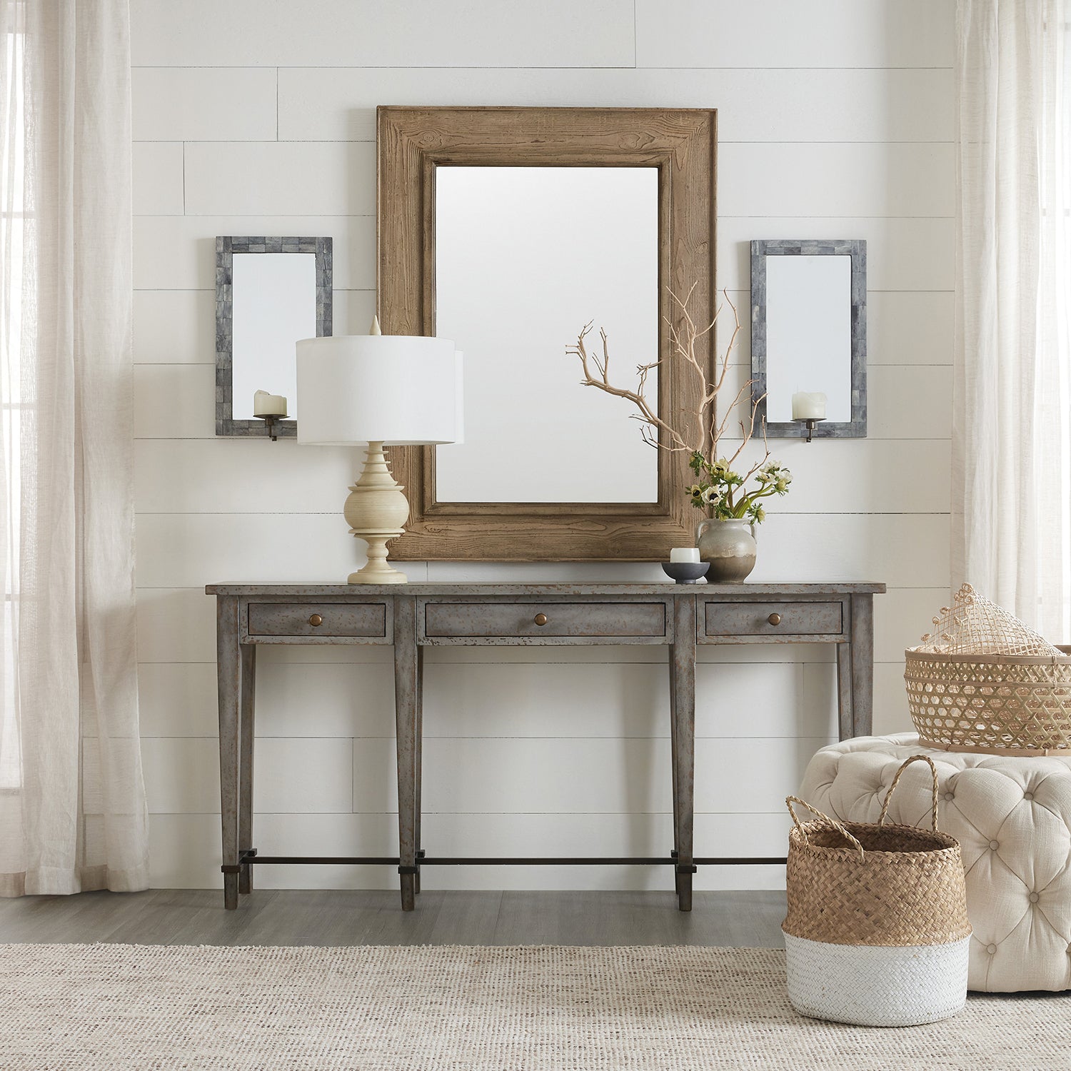 Hooker Furniture Ciao Bella Narrow Console