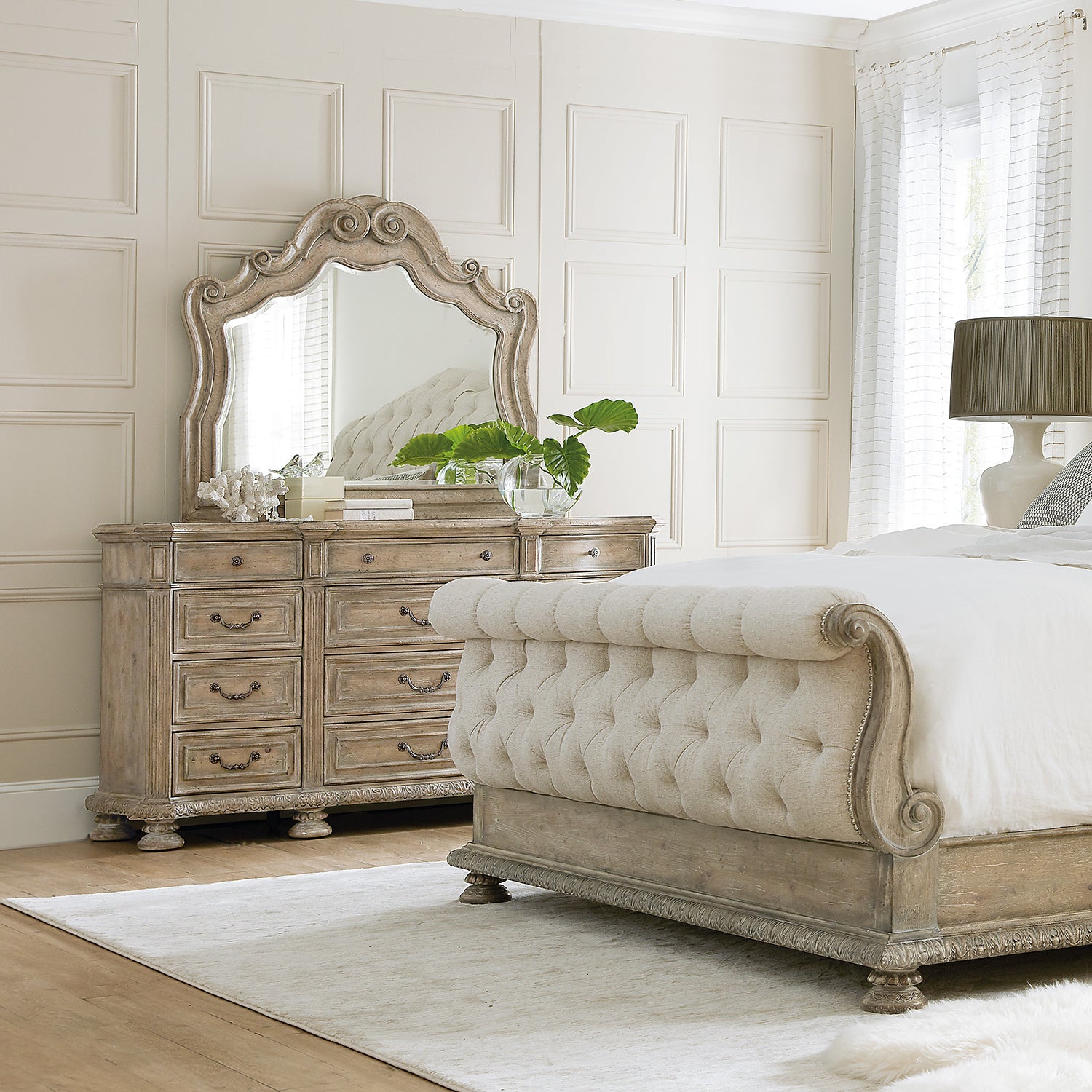 Hooker Furniture Castella Twelve Drawer Dresser