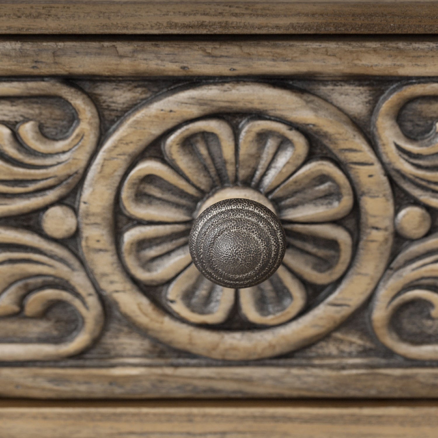 Hooker Furniture Bexar Leg Huntboard