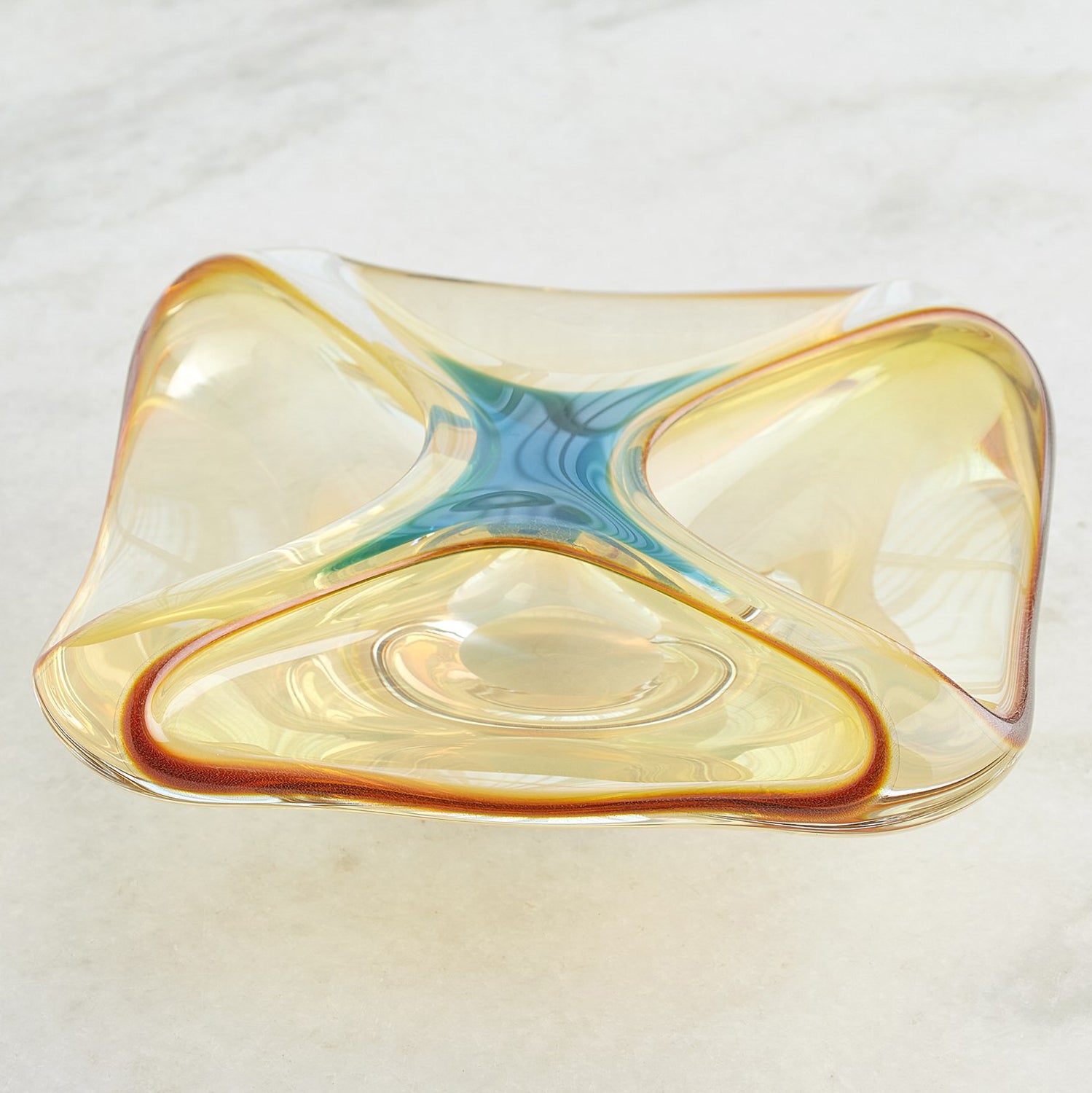 Global Views Quattro Vessel