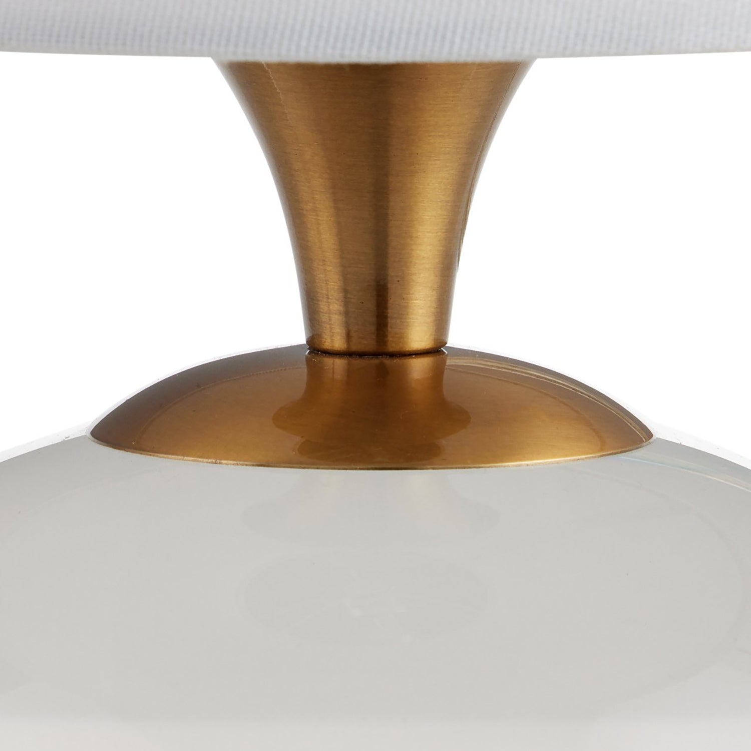 Currey & Co Diantha Table Lamp