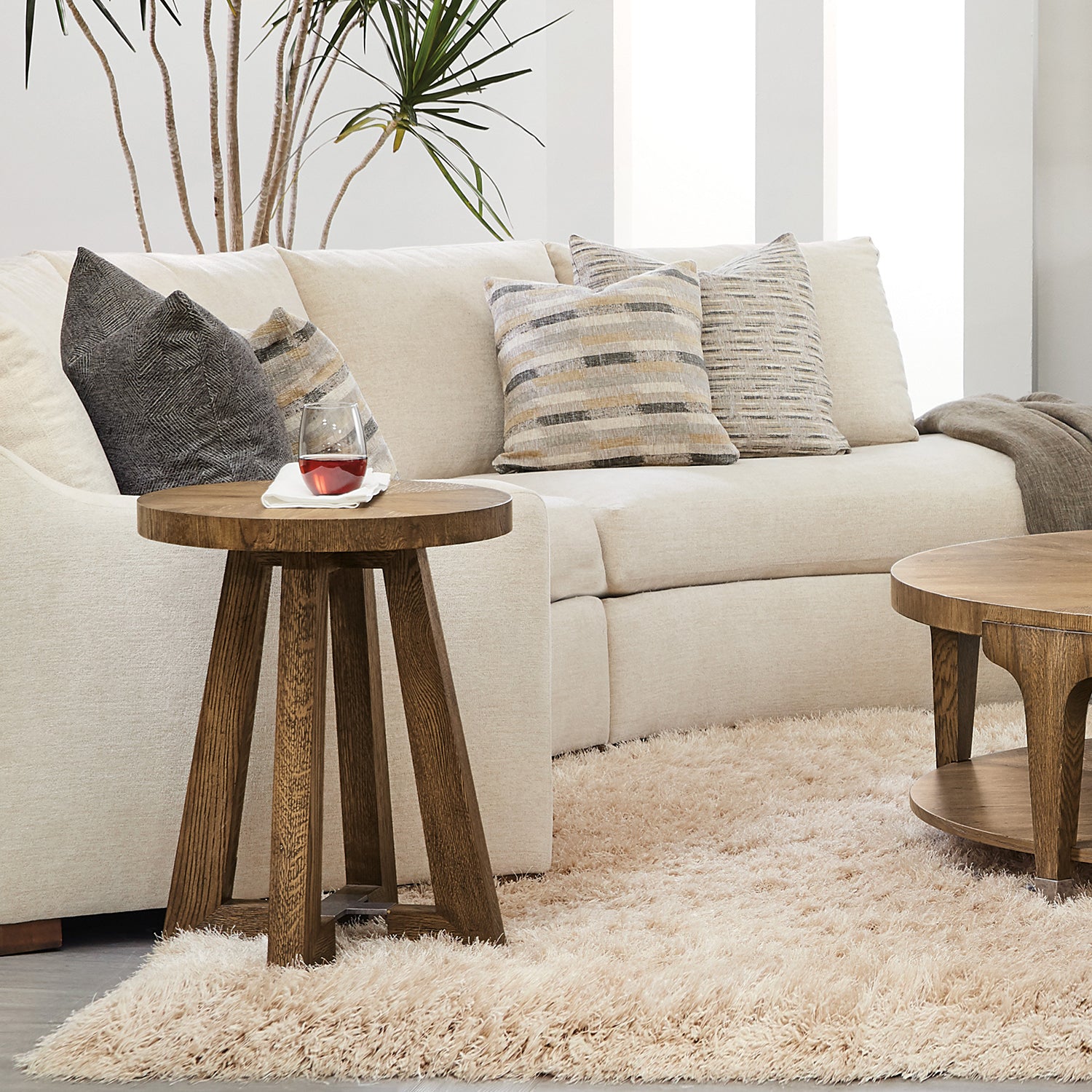 Hooker Furniture Chapman Side Table Set of 2