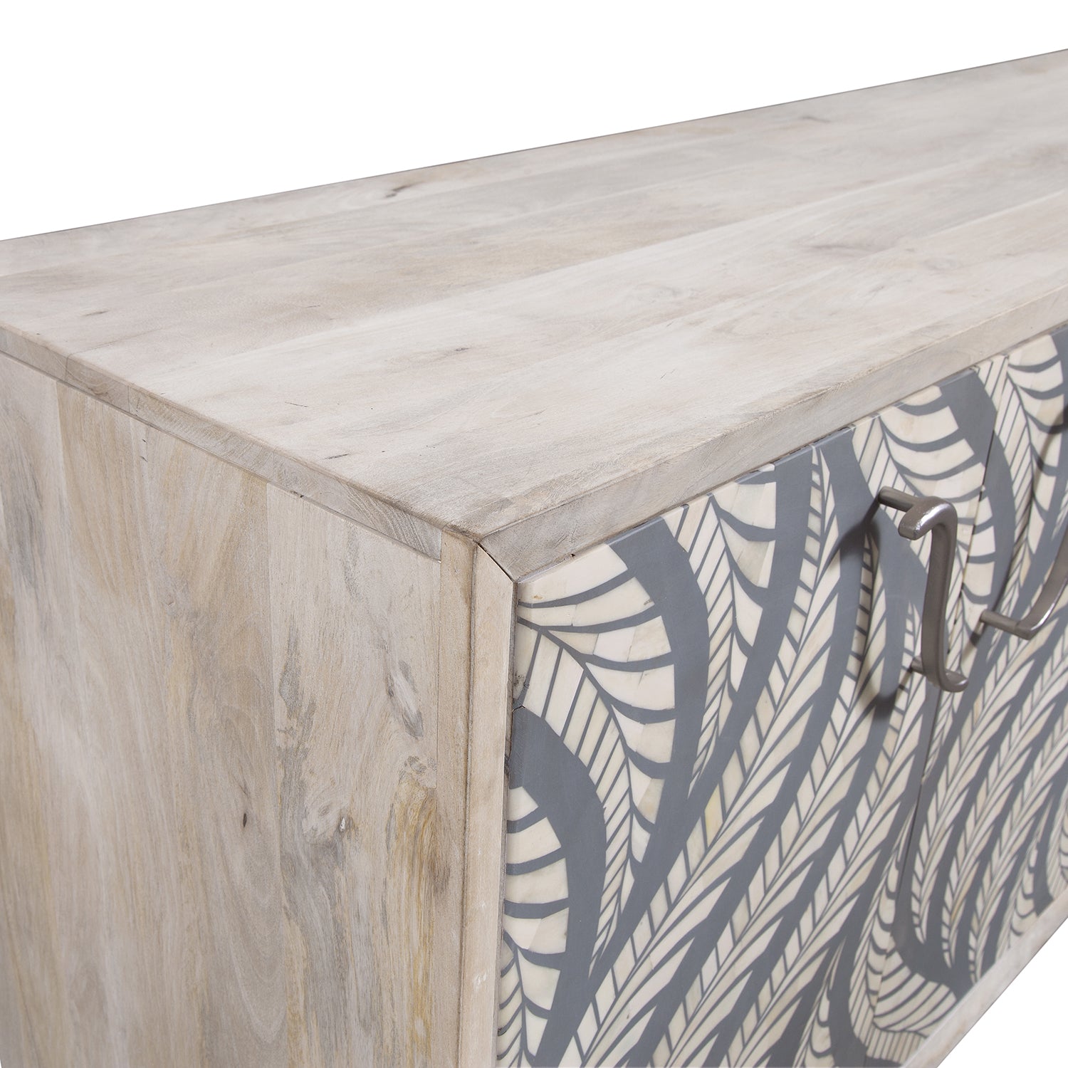 Bassett Mirror Leia Server