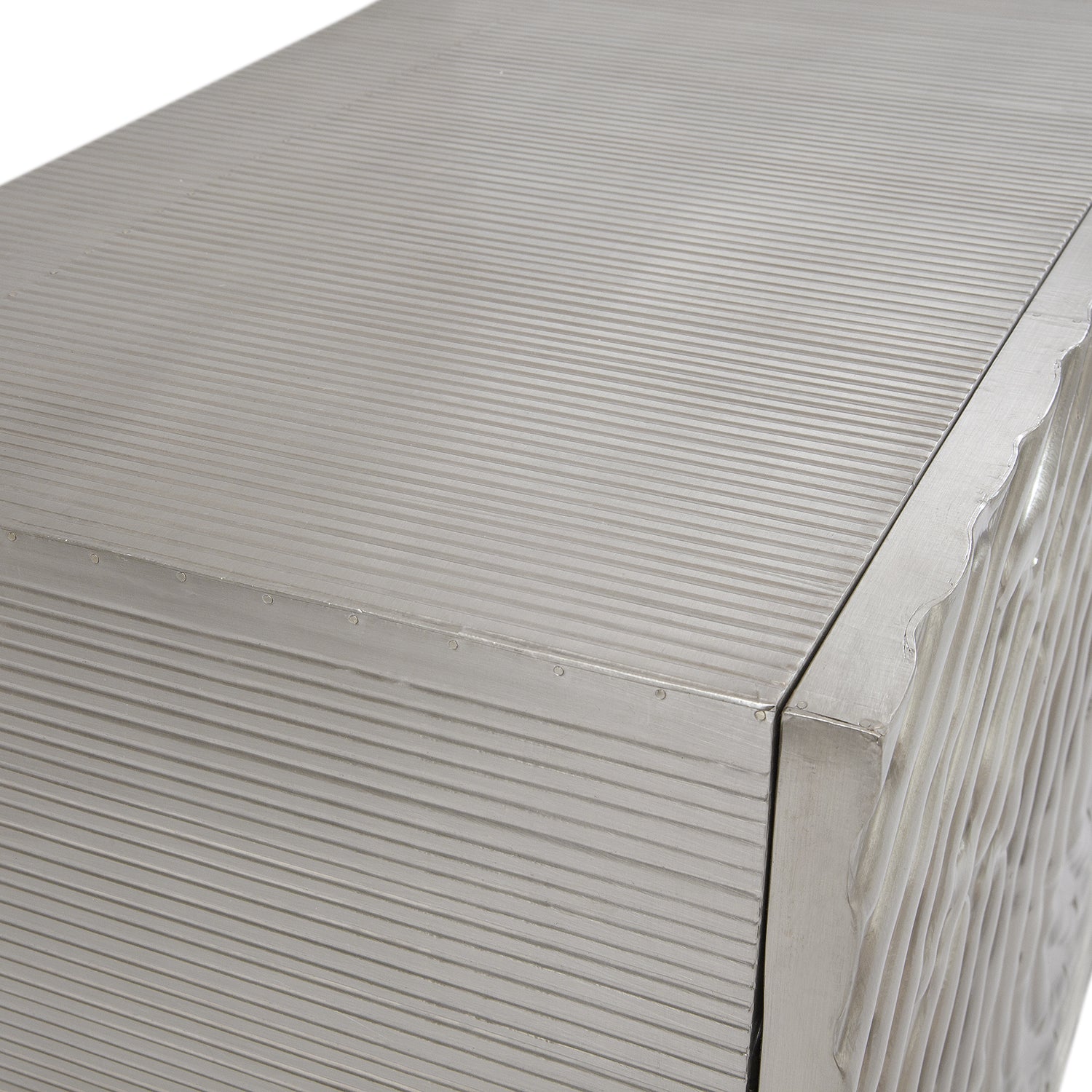 Bassett Mirror Mug Shot Server