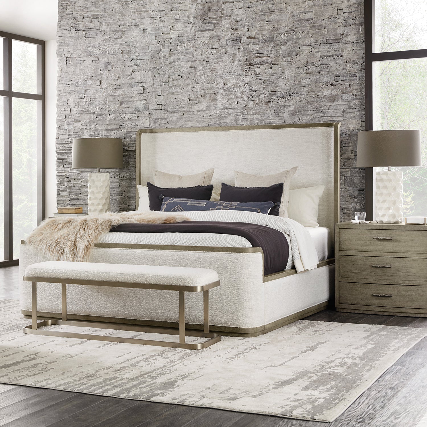 Hooker Furniture Linville Falls Boones Upholstered Shelter Bed