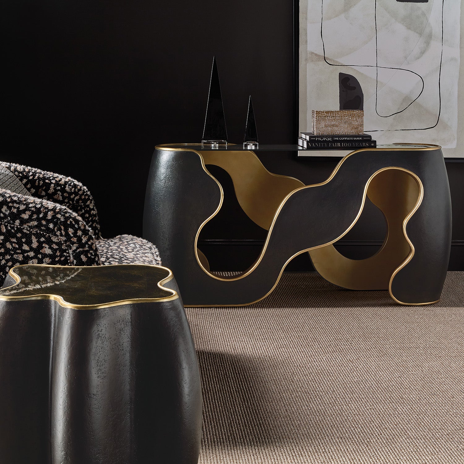 Hooker Furniture Melange Even and Flow Round End Table