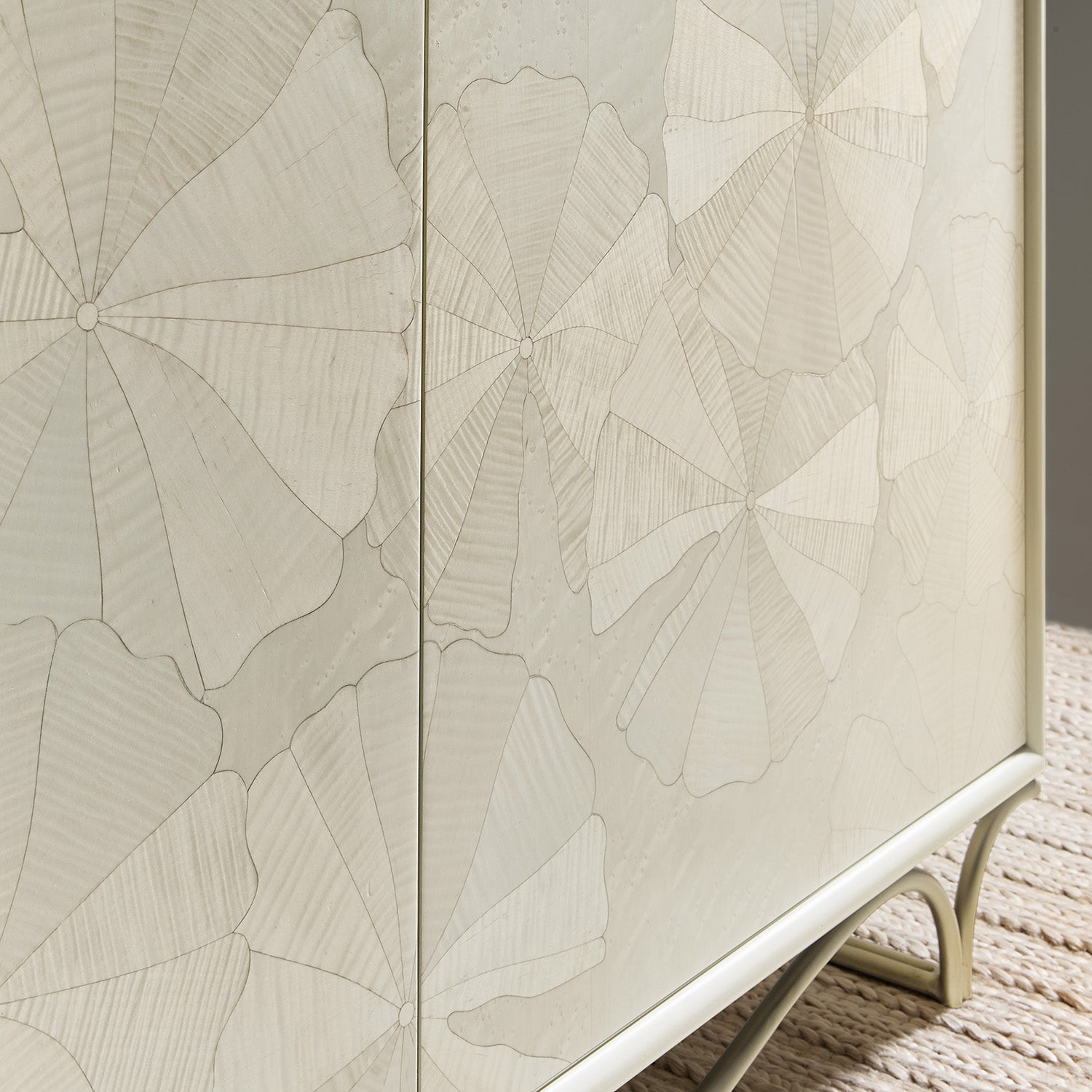 Hooker Furniture Melange White Lotus Hall Chest