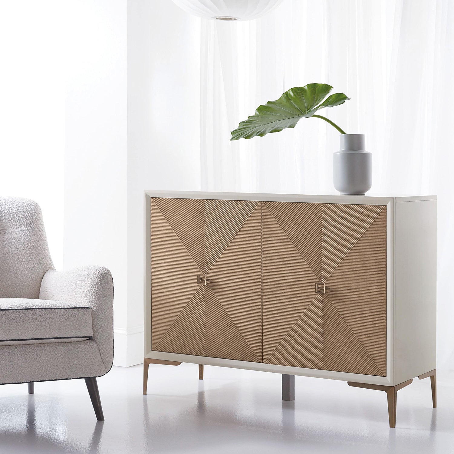 Hooker Furniture Melange Lisette Hall Chest