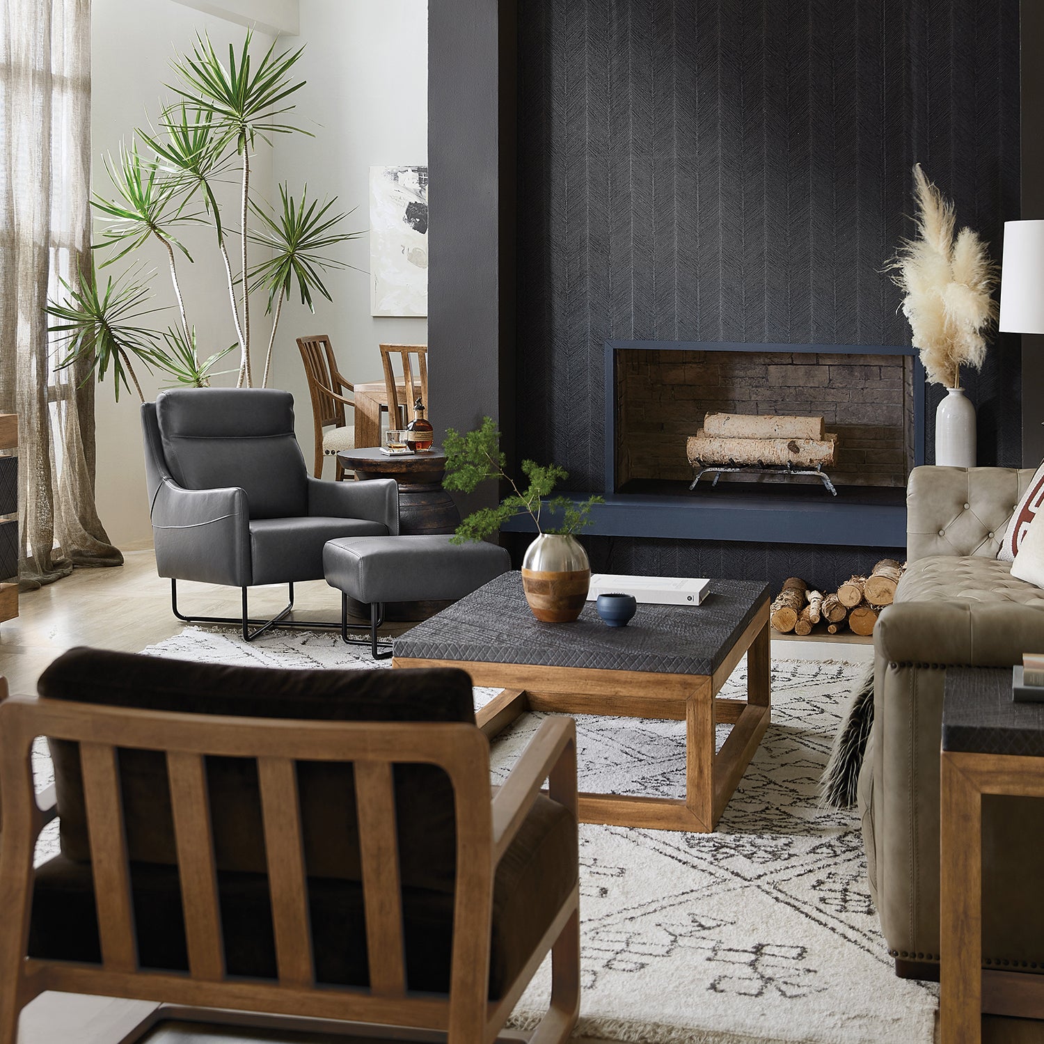 Hooker Furniture Big Sky Cocktail Table